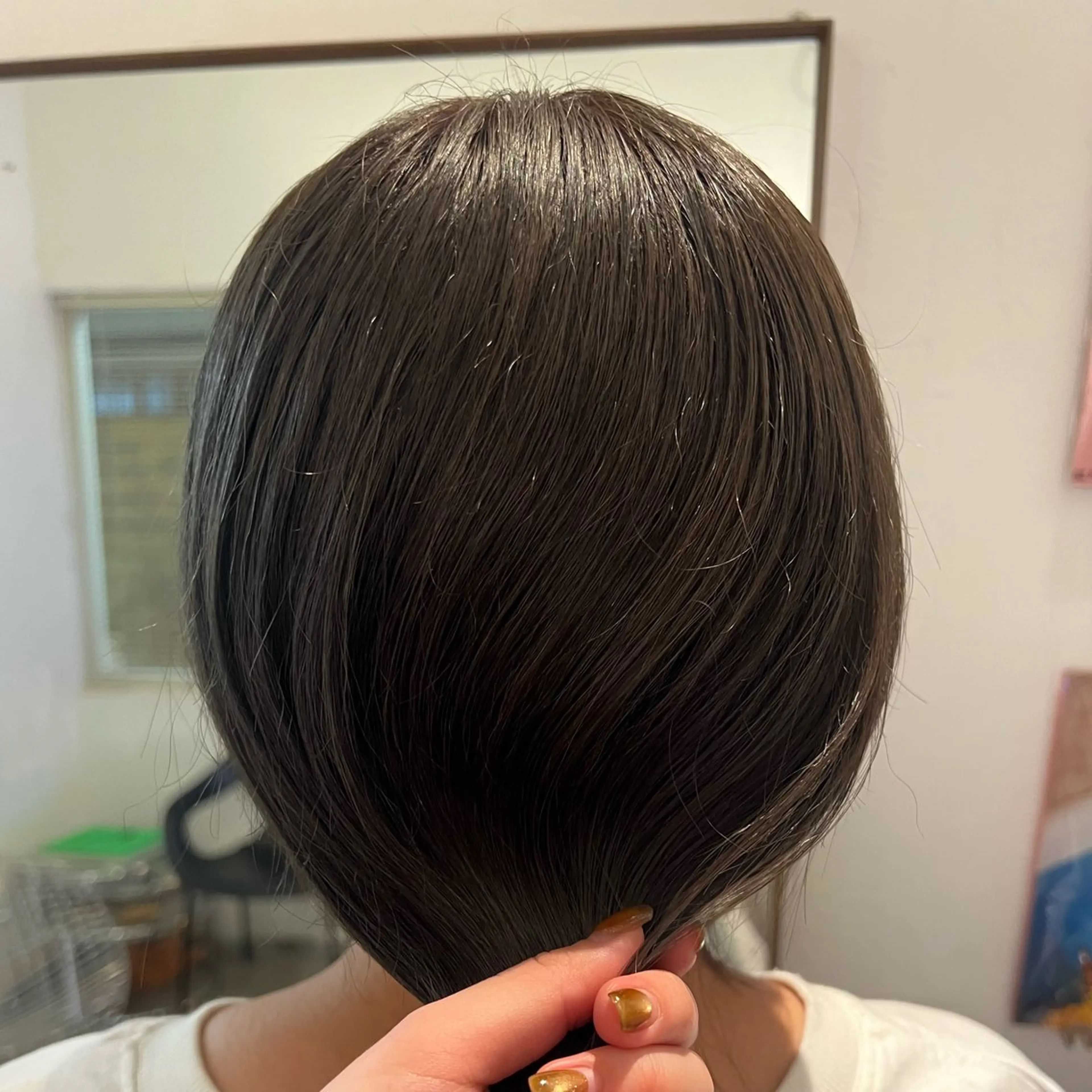 ミディアム カラー オリーブグレー MARIKA 透明感 / 透け感ヘア🪄のヘアスタイル