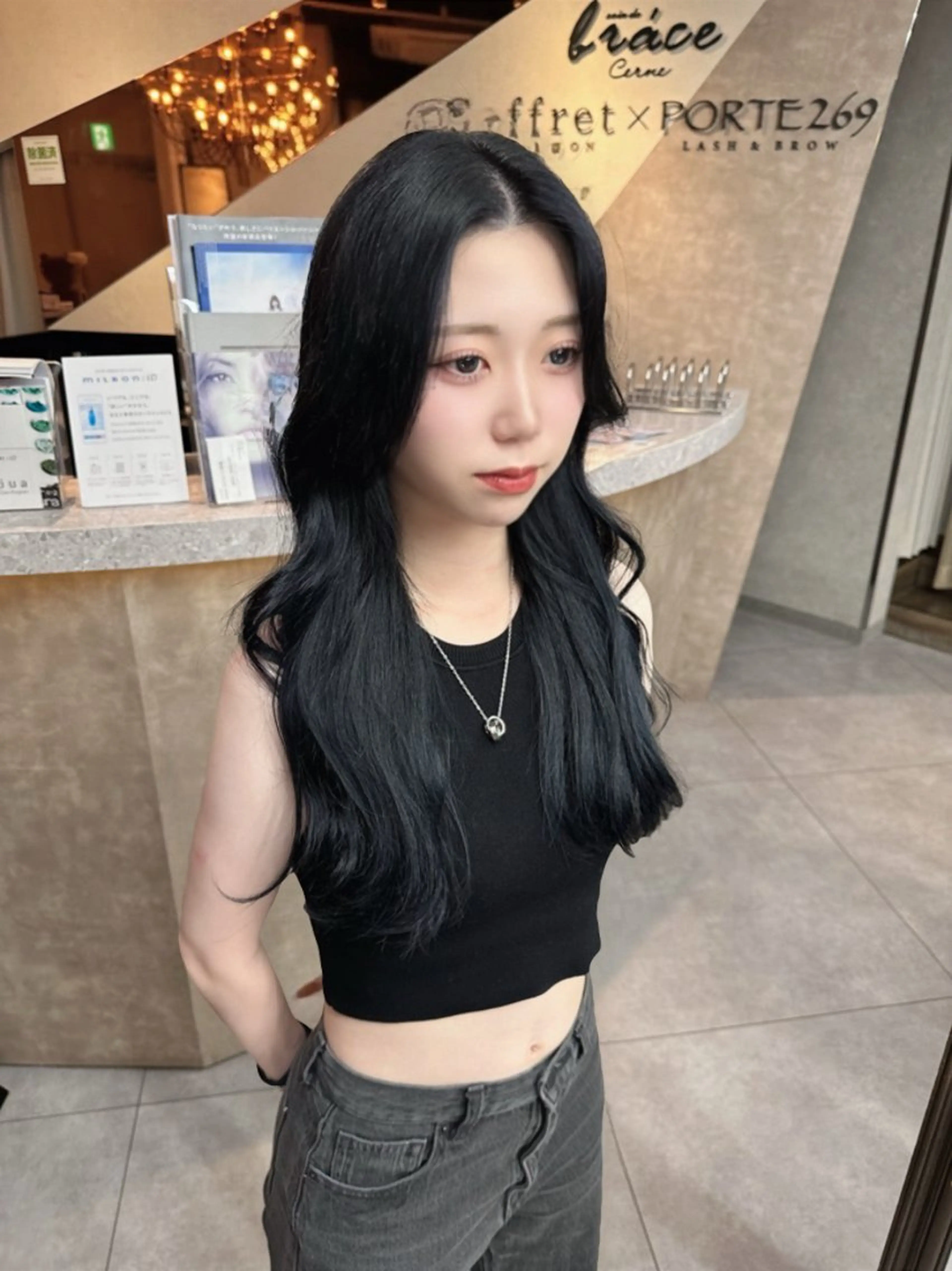 ロング カラー カット ヘアカラー トリートメント 韓国/レイヤー/ 透明感🩶ひかる🩶のヘアスタイル