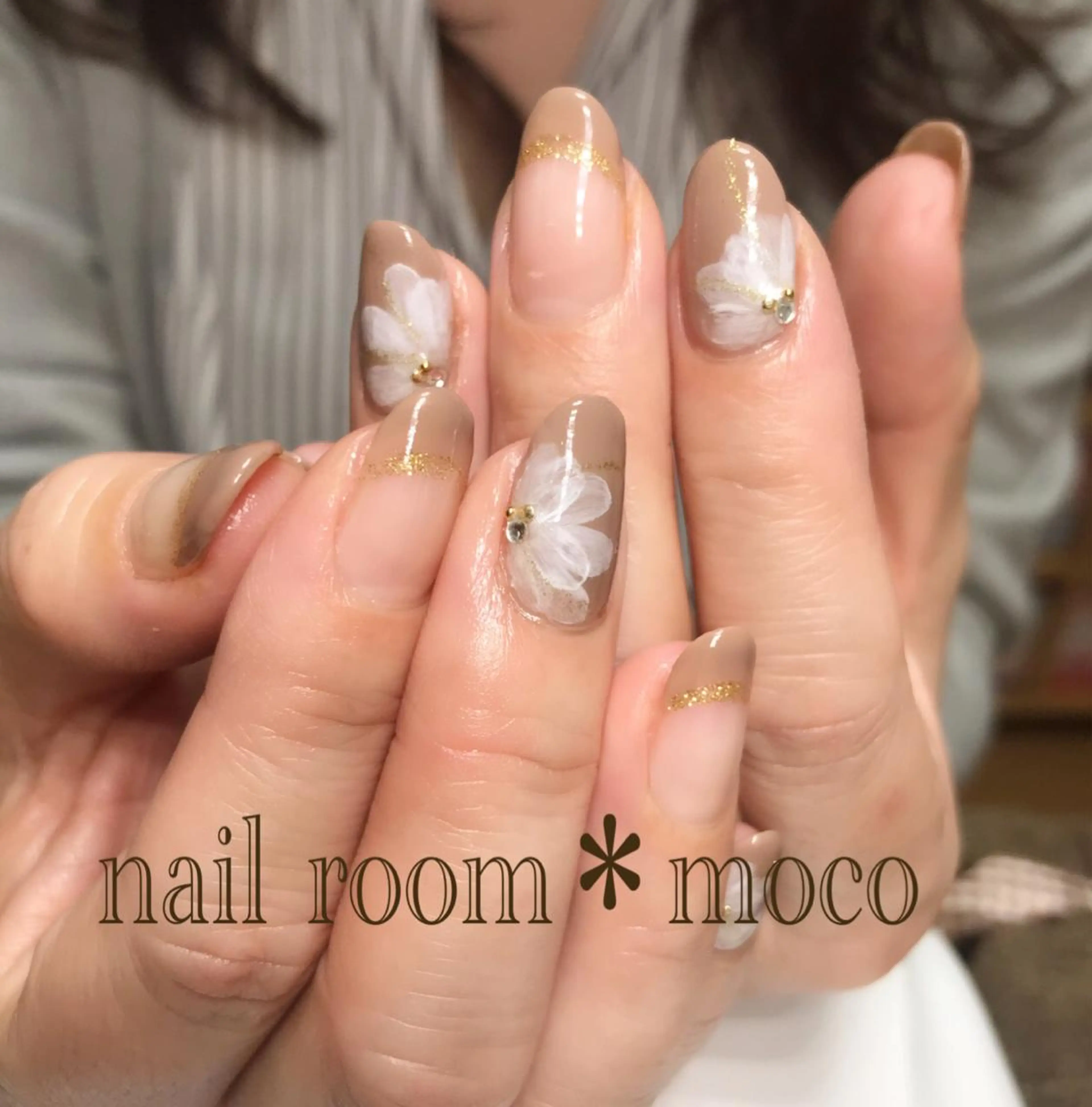 ネイル フレンチネイル ラメ(グリッター) nailroom mocoのネイルデザイン