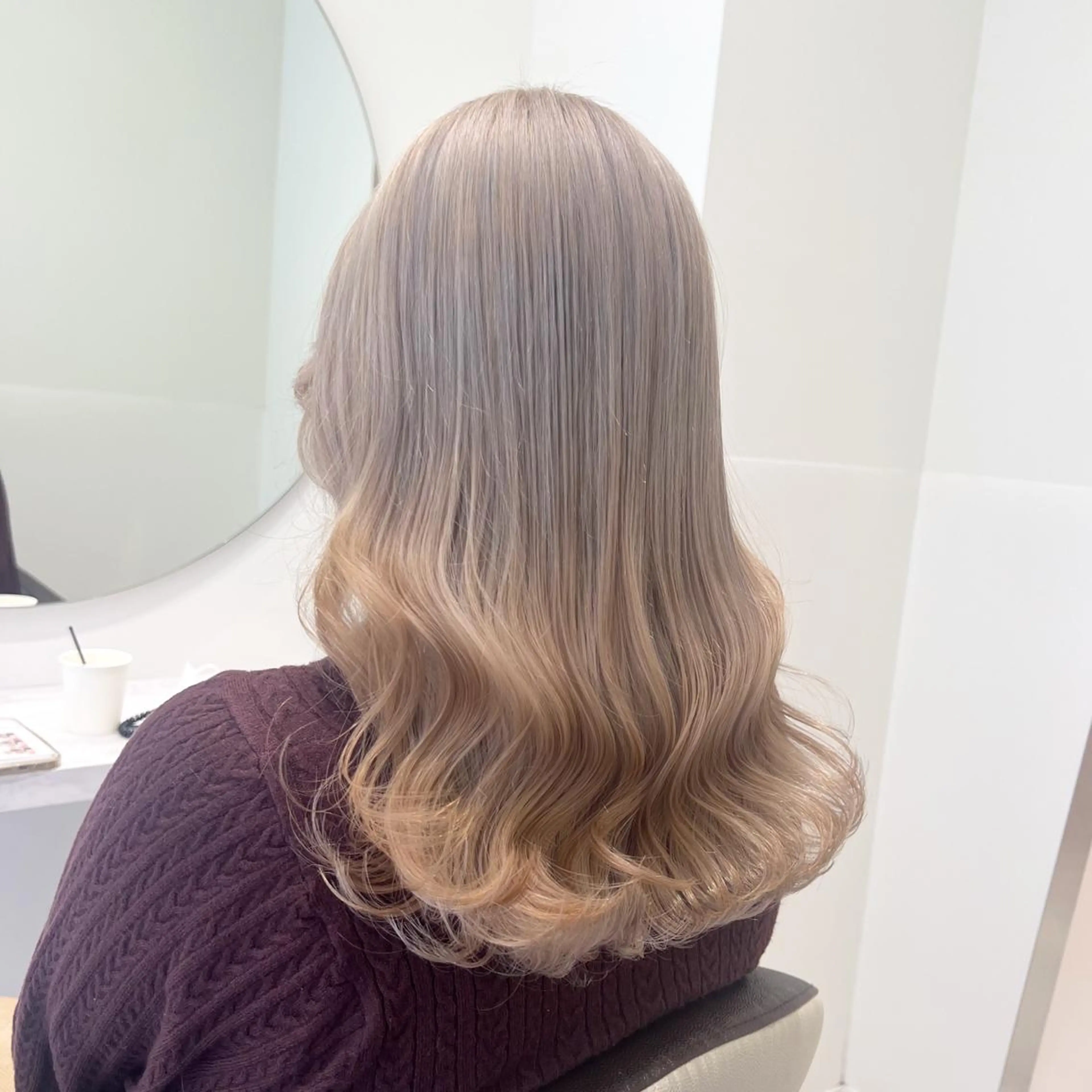 ミディアム カラー 🩵ブリーチカラー 🐈MIORI🩵のヘアスタイル