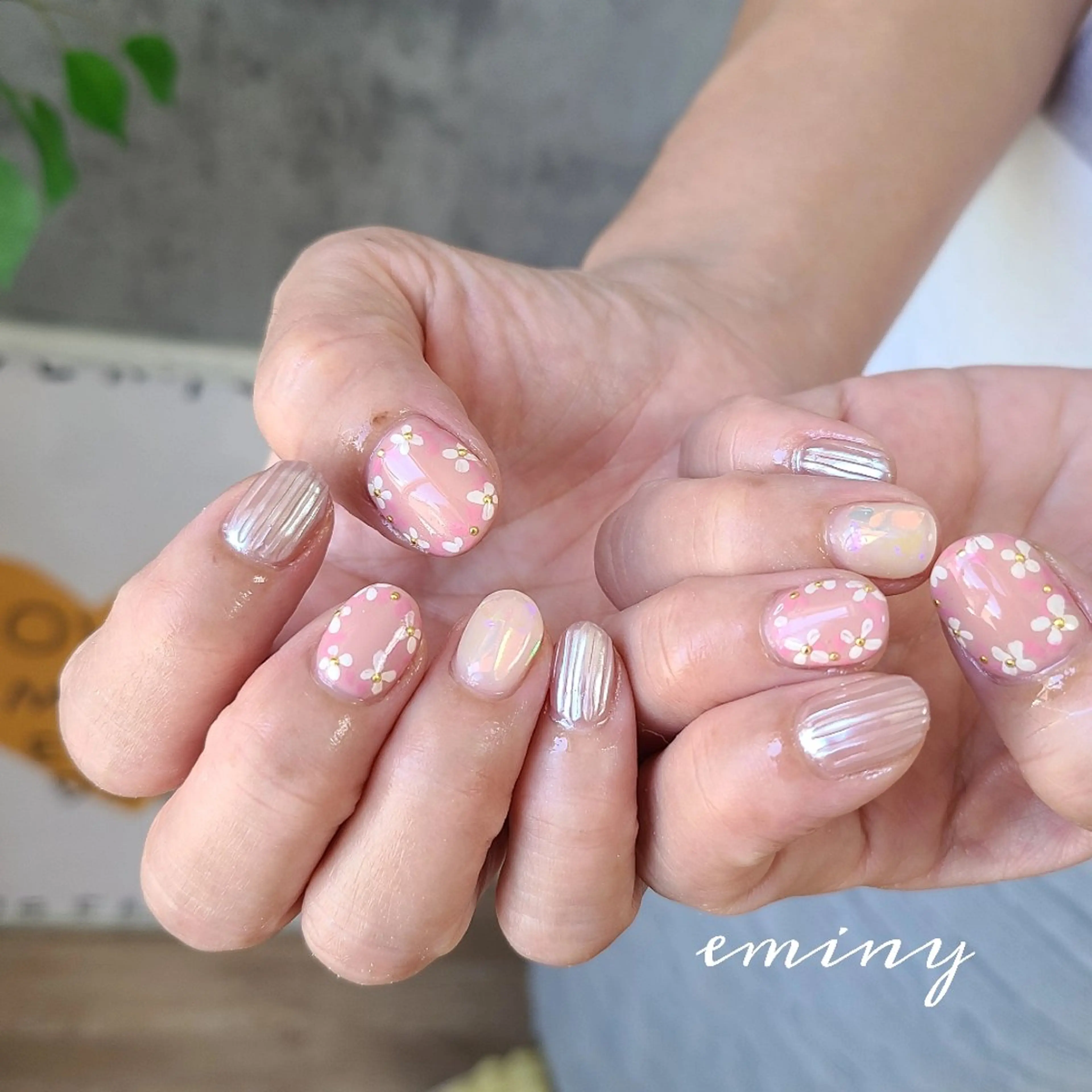 ネイル オーロラネイル オフィスネイル ピンク nail salon  eminyのネイルデザイン