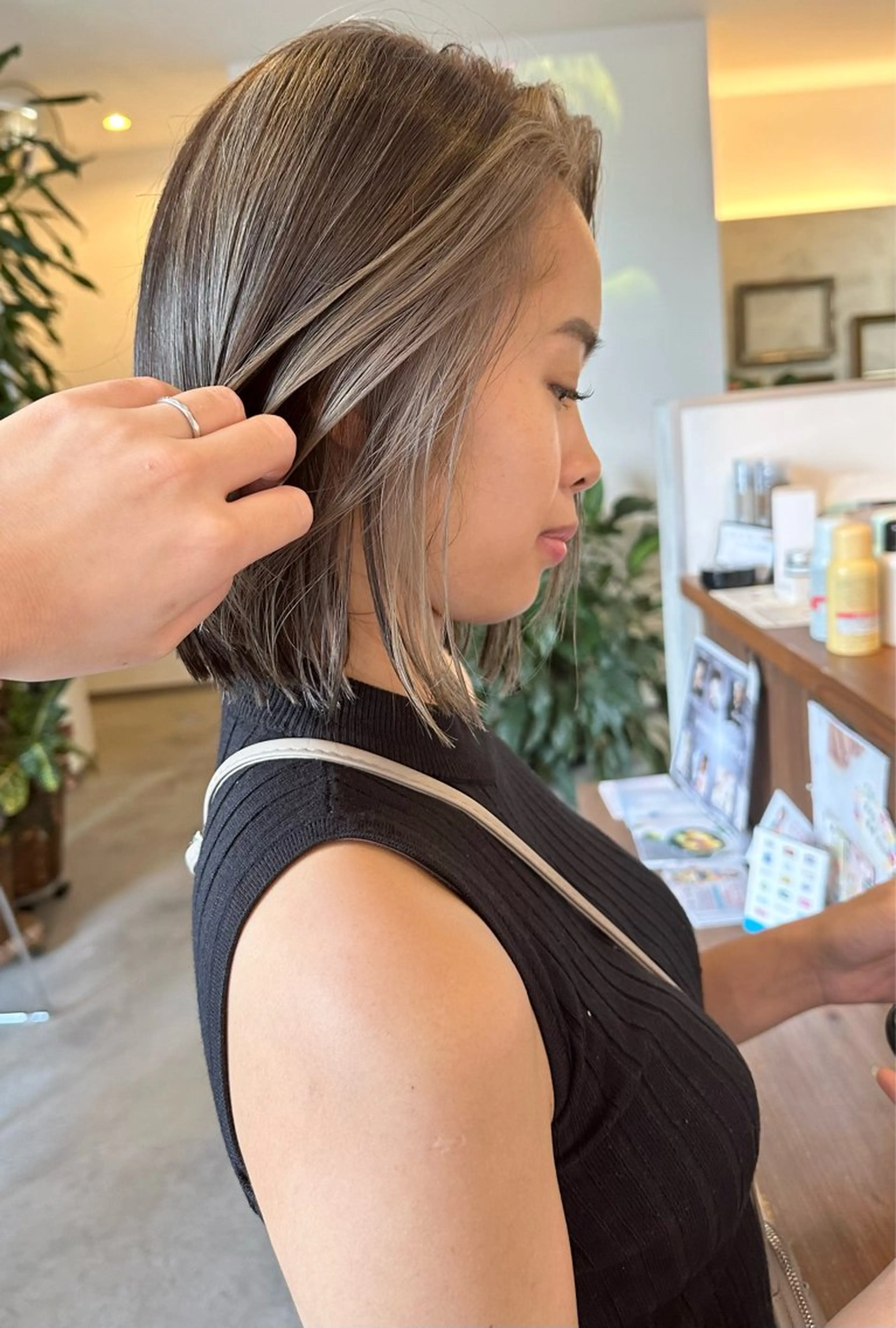 ミディアム ミストバング ハイライト メンズ専門美容師 RIOのヘアスタイル