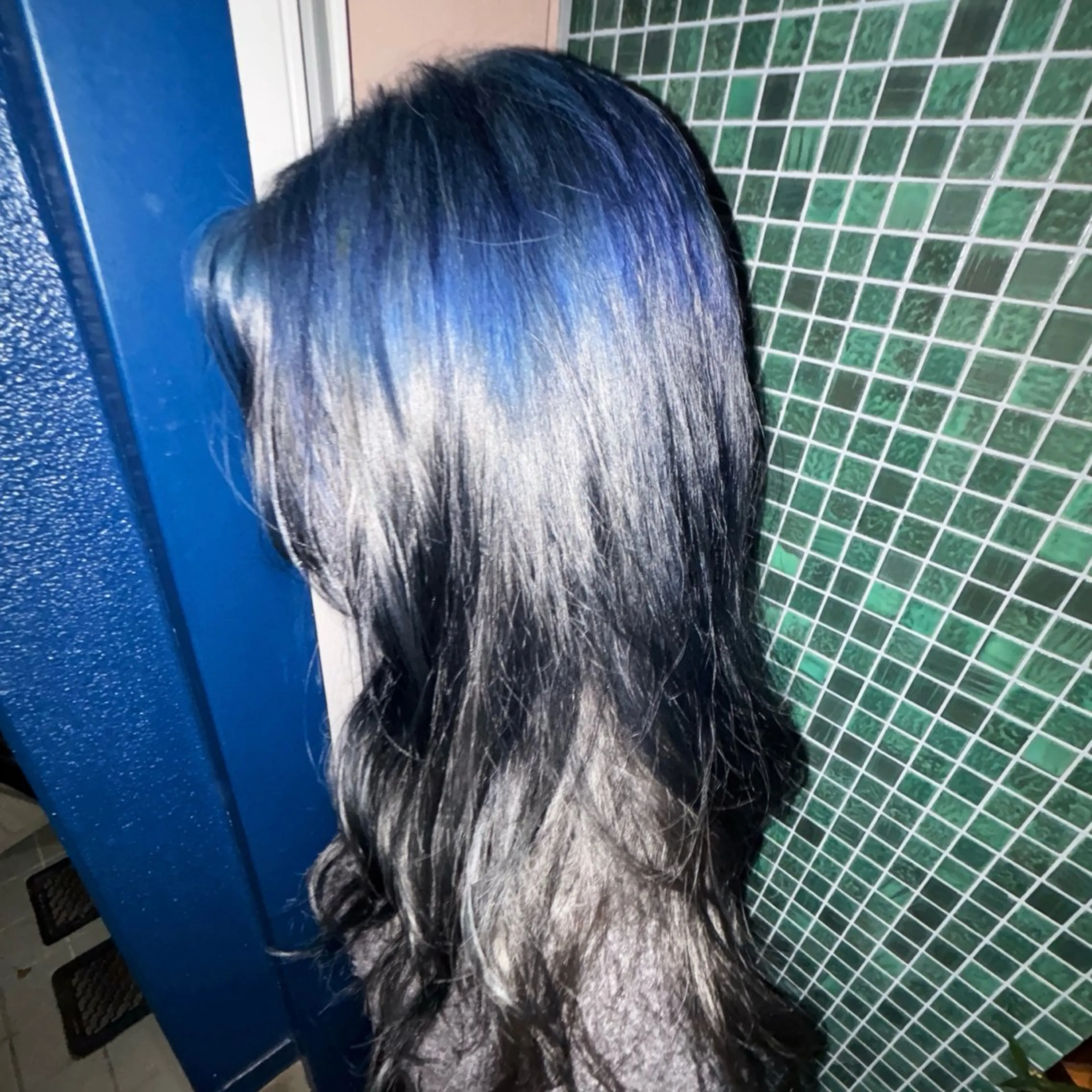 ロング カラー ヘアカラー にちか /似合う個性派カラーのヘアスタイル