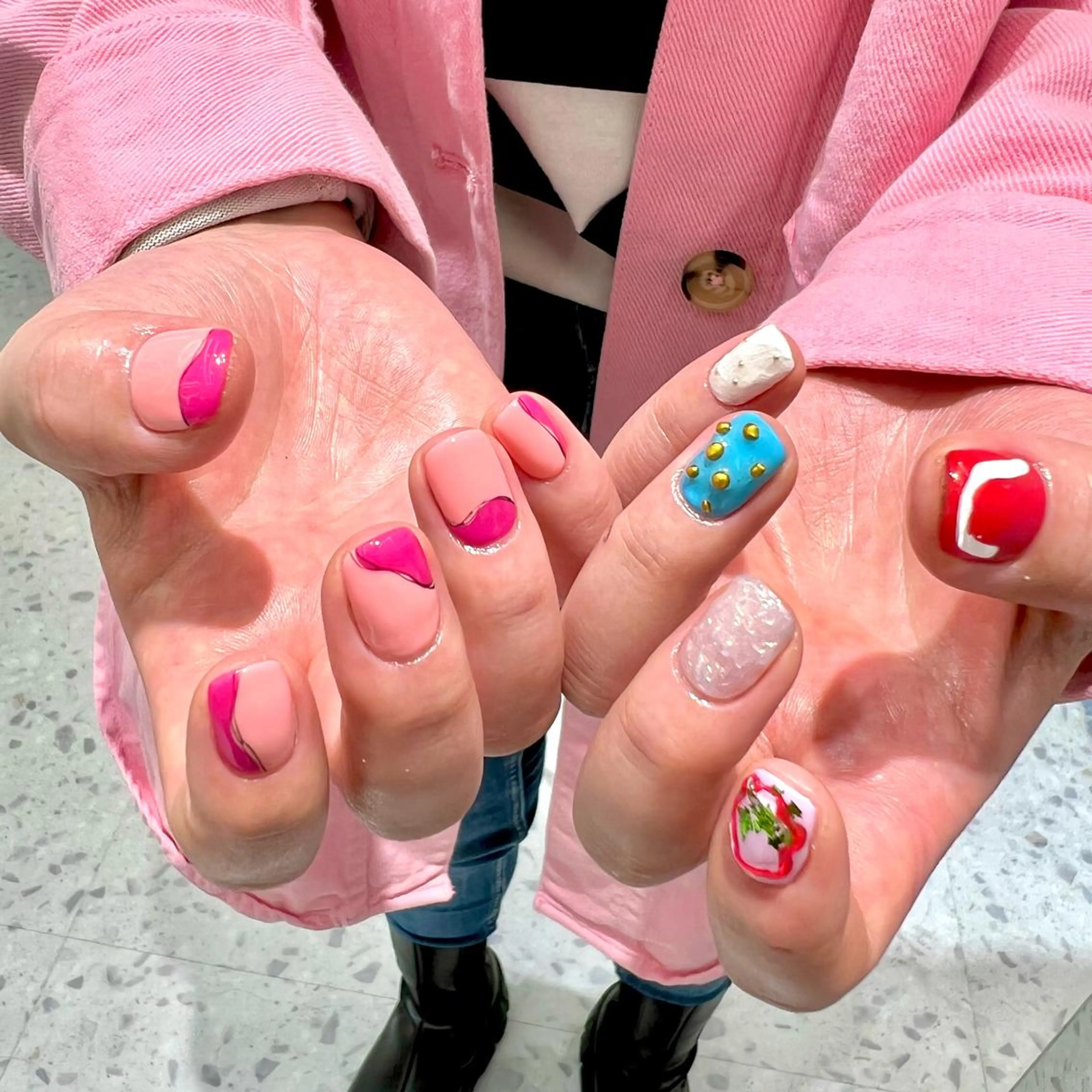 ネイル ハンドネイル 🧁🥕 asukaのネイルデザイン