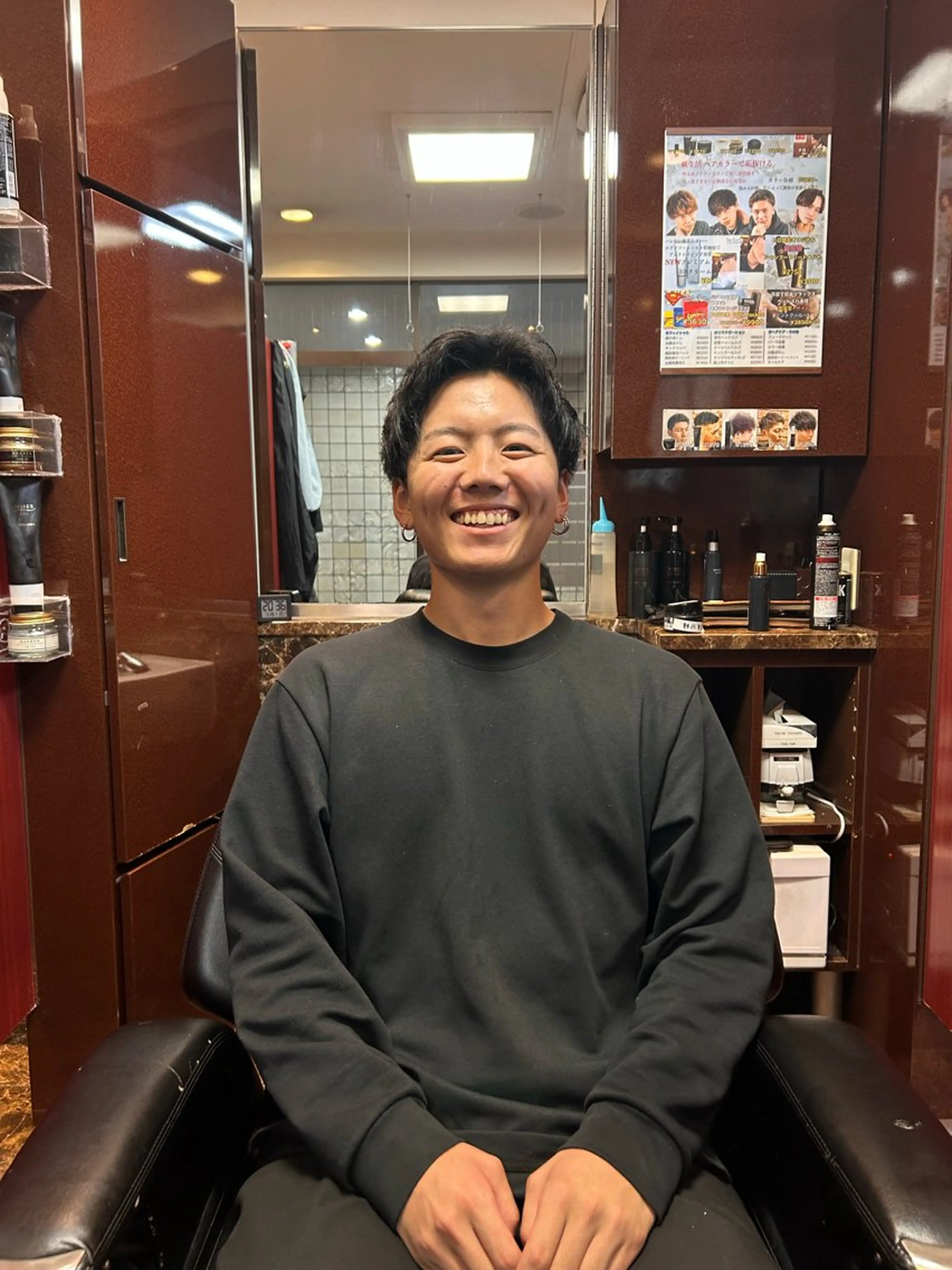 ミディアム メンズ センターパート ツーブロック くせ毛 💈下川 恭平💈のヘアスタイル