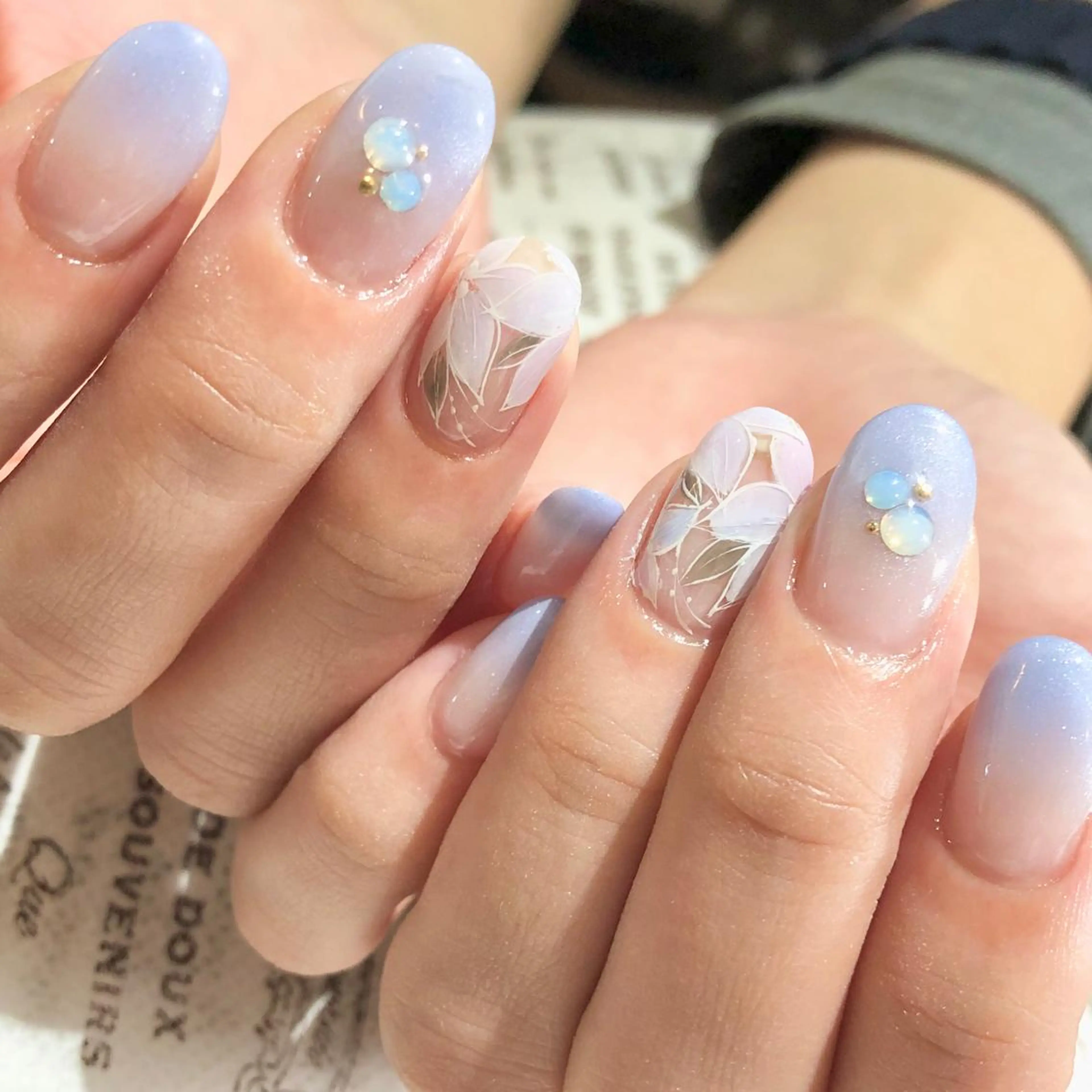 ネイル フラワーネイル グラデーション ハンドネイル Can I 川崎店 三島 久美子のネイルデザイン