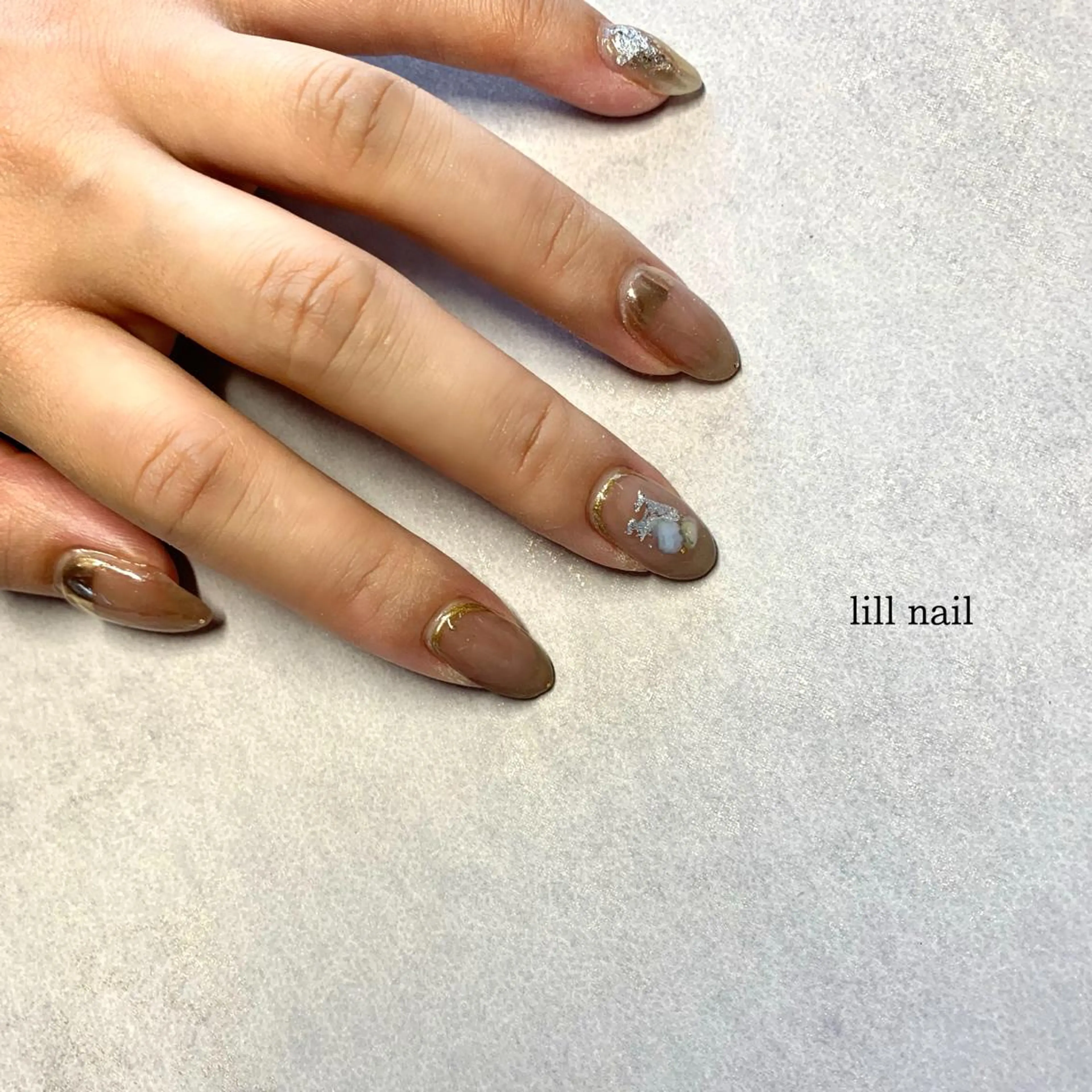 ミディアム pllia beautyのネイルデザイン