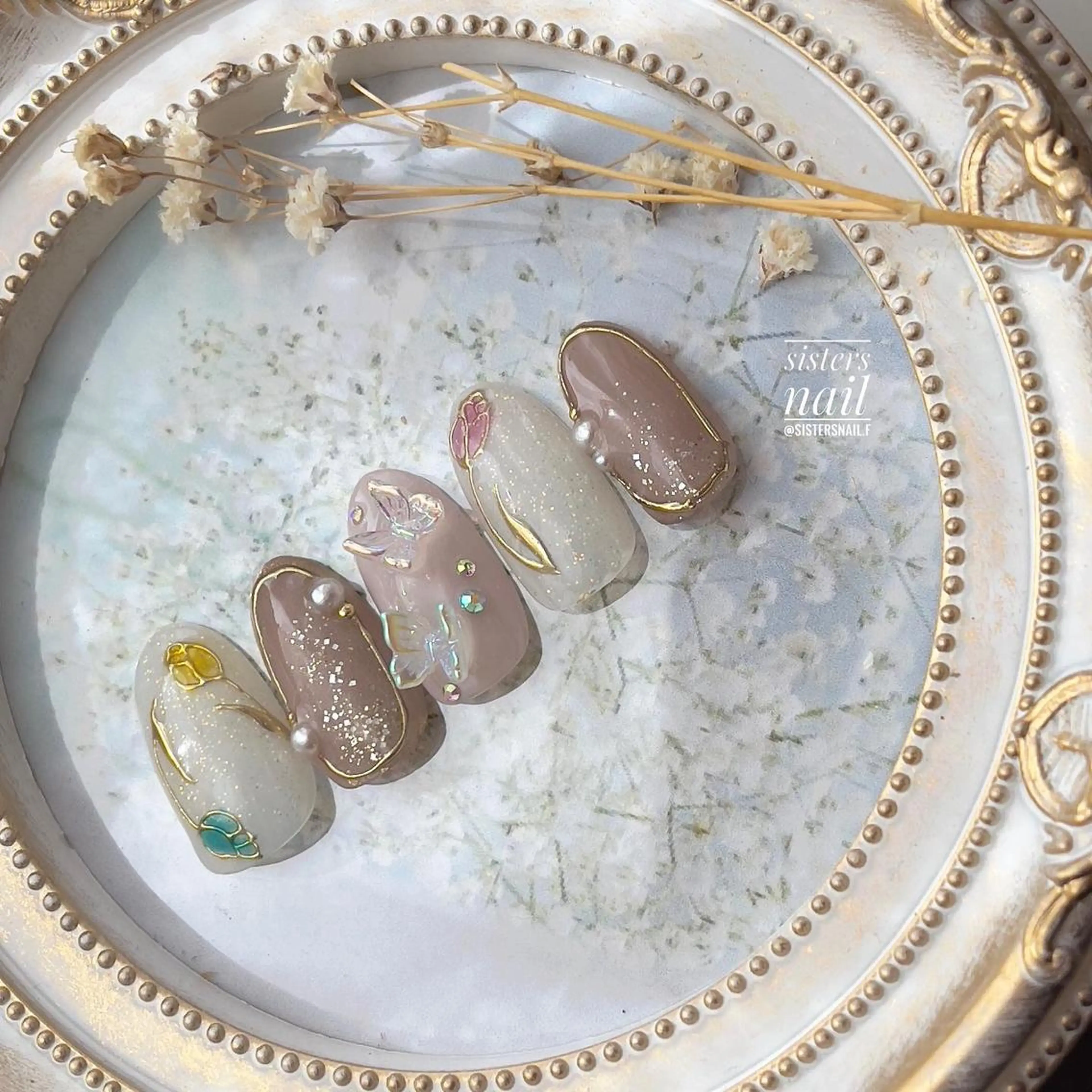 ネイル アートネイル クリアネイル フラワーネイル ジェルネイル ゴールド sisters nail.fのネイルデザイン