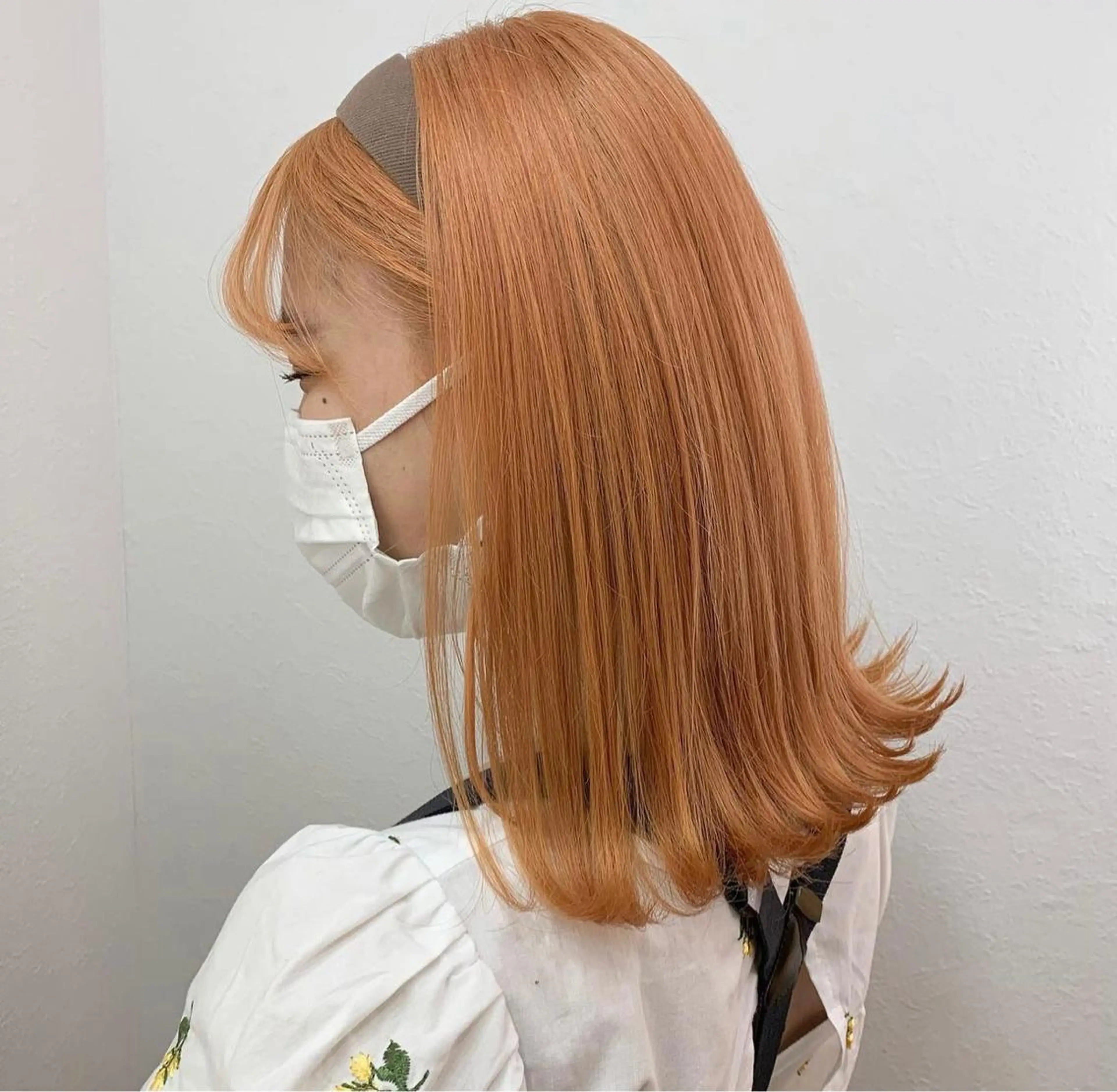 ミディアム カラー オレンジ 遠藤沙也加 /レイヤーカットのヘアスタイル