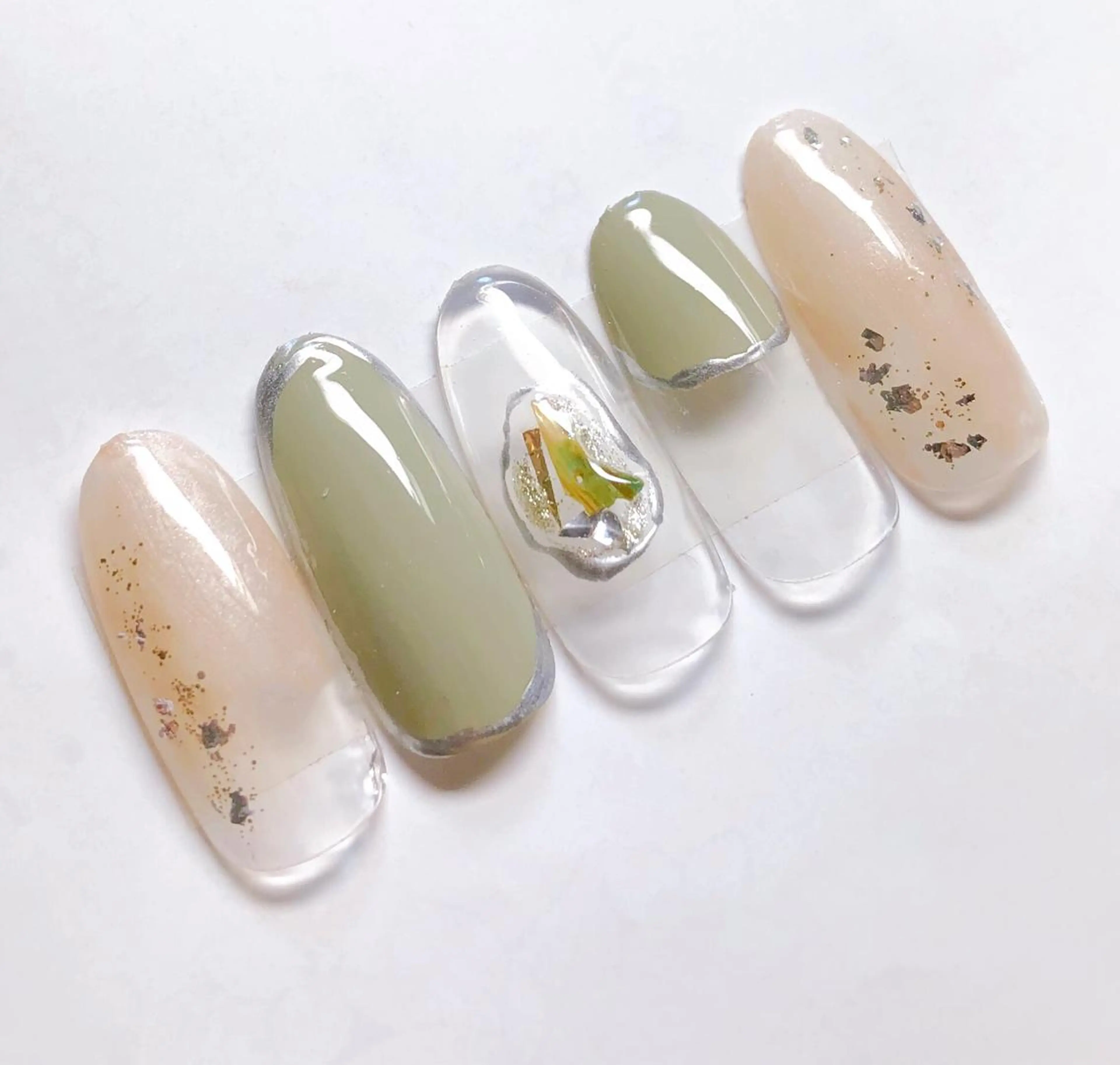 ネイル Bella  totalbeauty所属・Bella 齋藤理奈のネイルデザイン