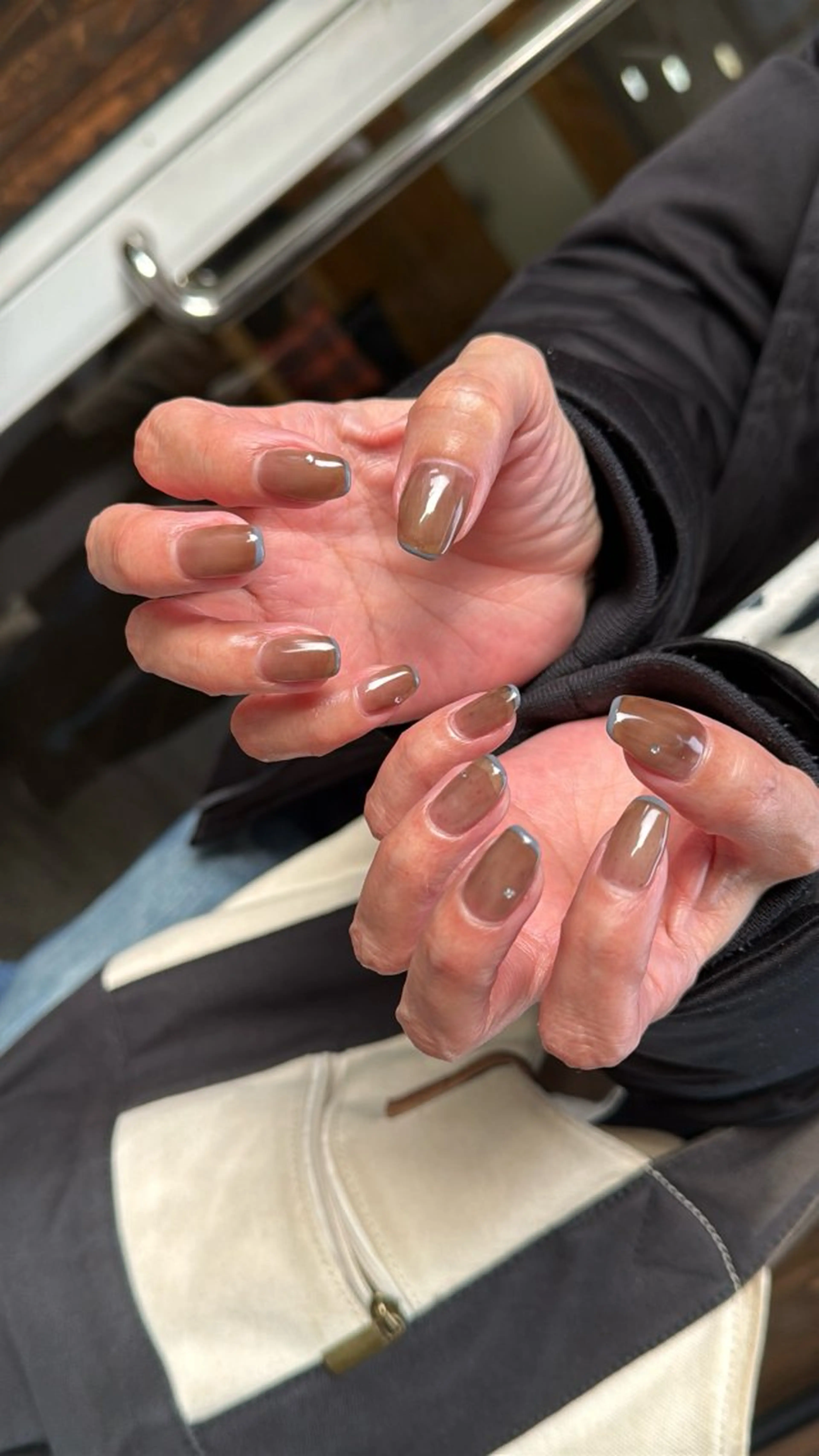 ネイル フラッシュネイル フットネイル フレンチネイル 韓国ネイル マグネットネイル ハンドネイル SAKU nail 作島茜のネイルデザイン