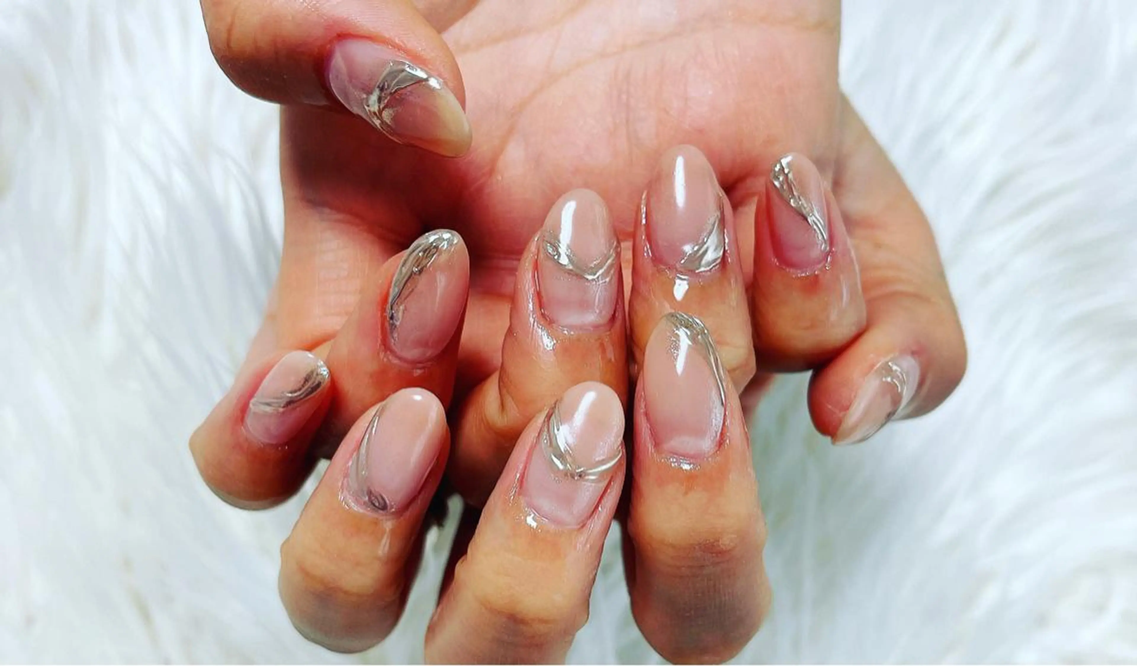 ミディアム ハンドネイル celica所属・松田 由真のネイルデザイン