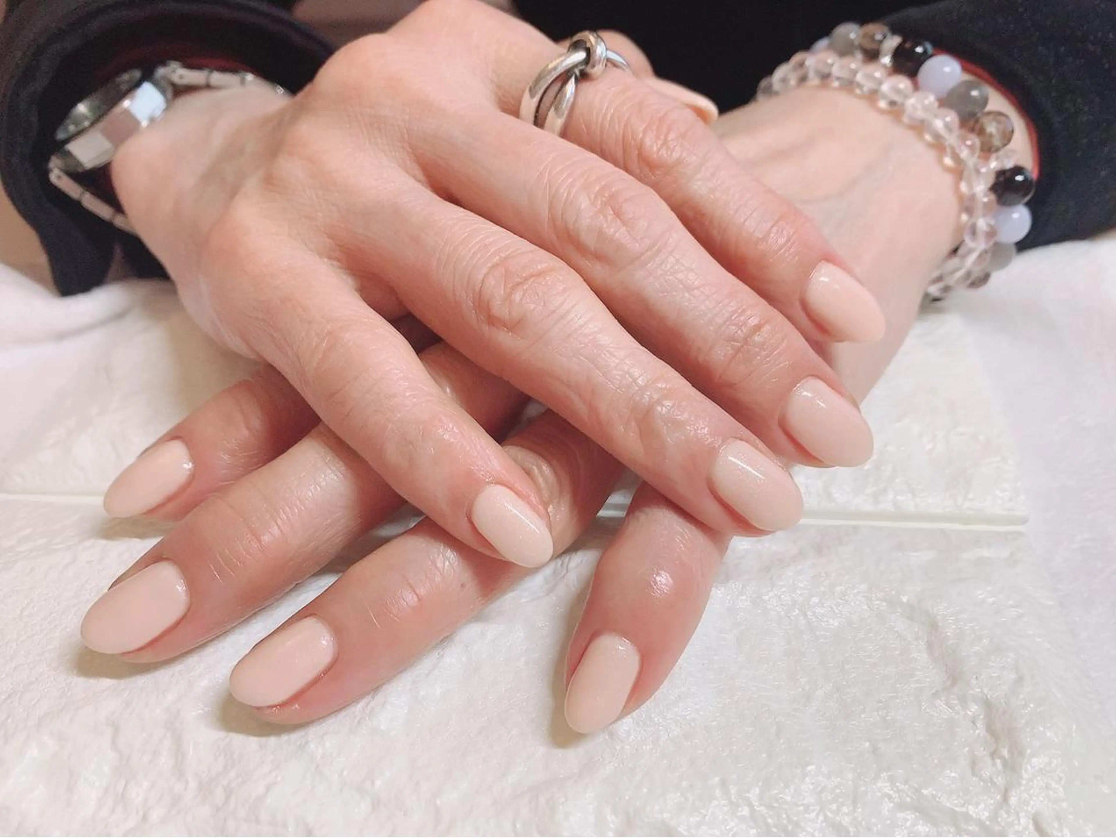 ネイル ワンカラーネイル miu miuのネイルデザイン