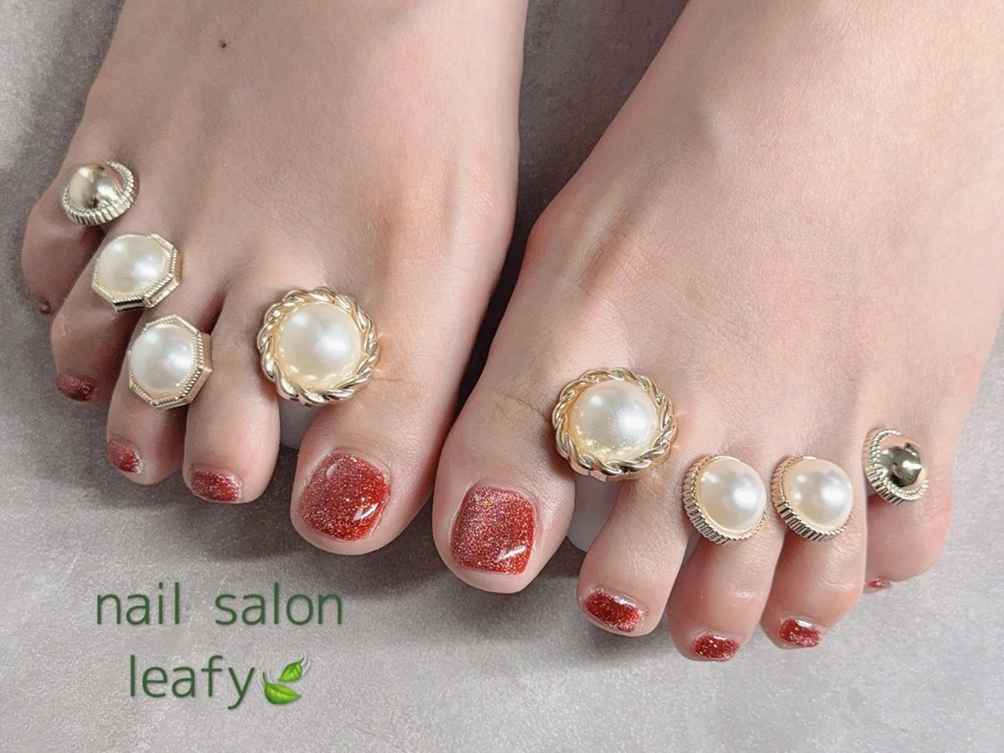 ネイル フットネイル マグネットネイル ワンカラーネイル フットネイル ネイルサロン leafyのネイルデザイン