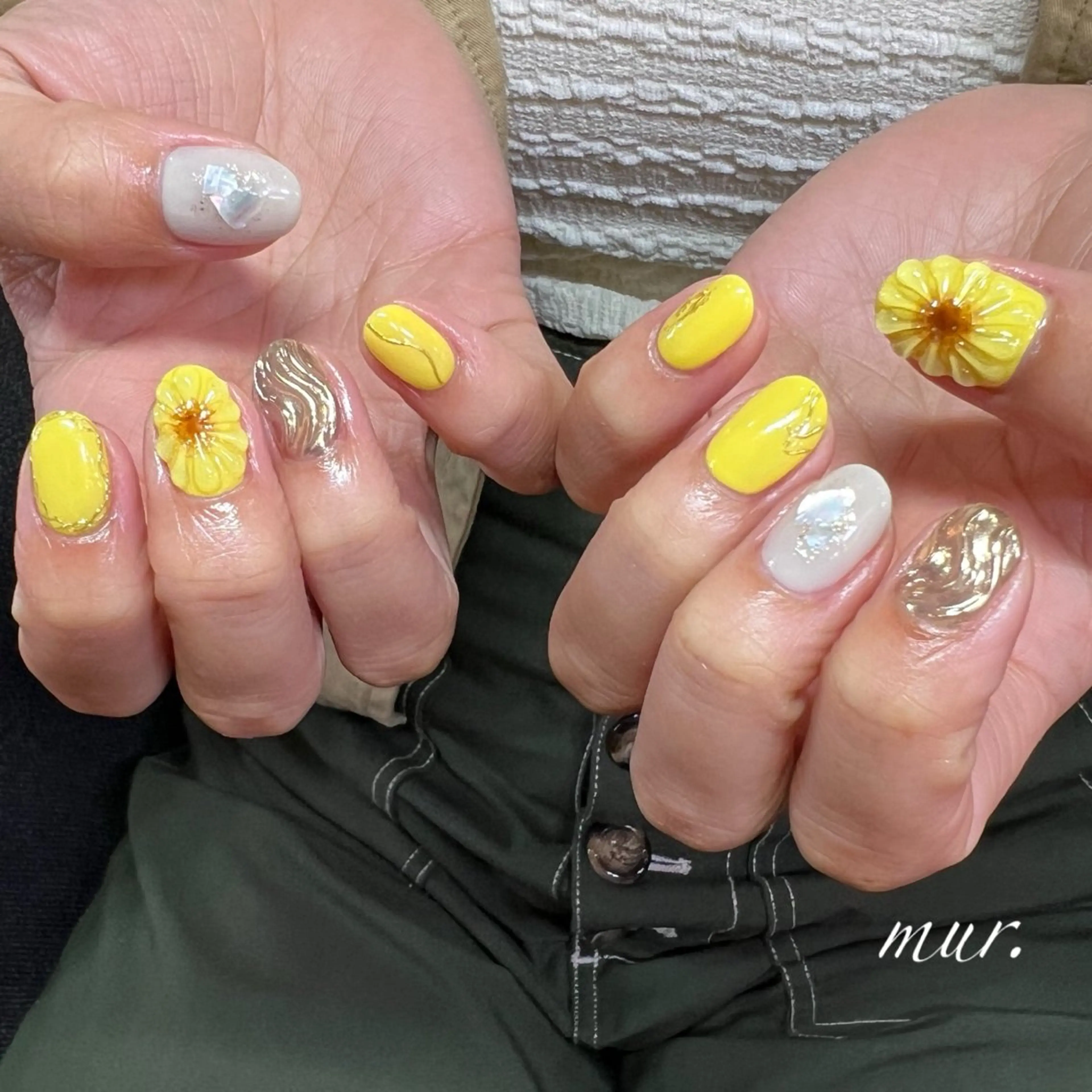 ネイル ジェルネイル ミラーネイル ワンカラーネイル ぷっくりネイル 夏ネイル nailsalon mur.のネイルデザイン
