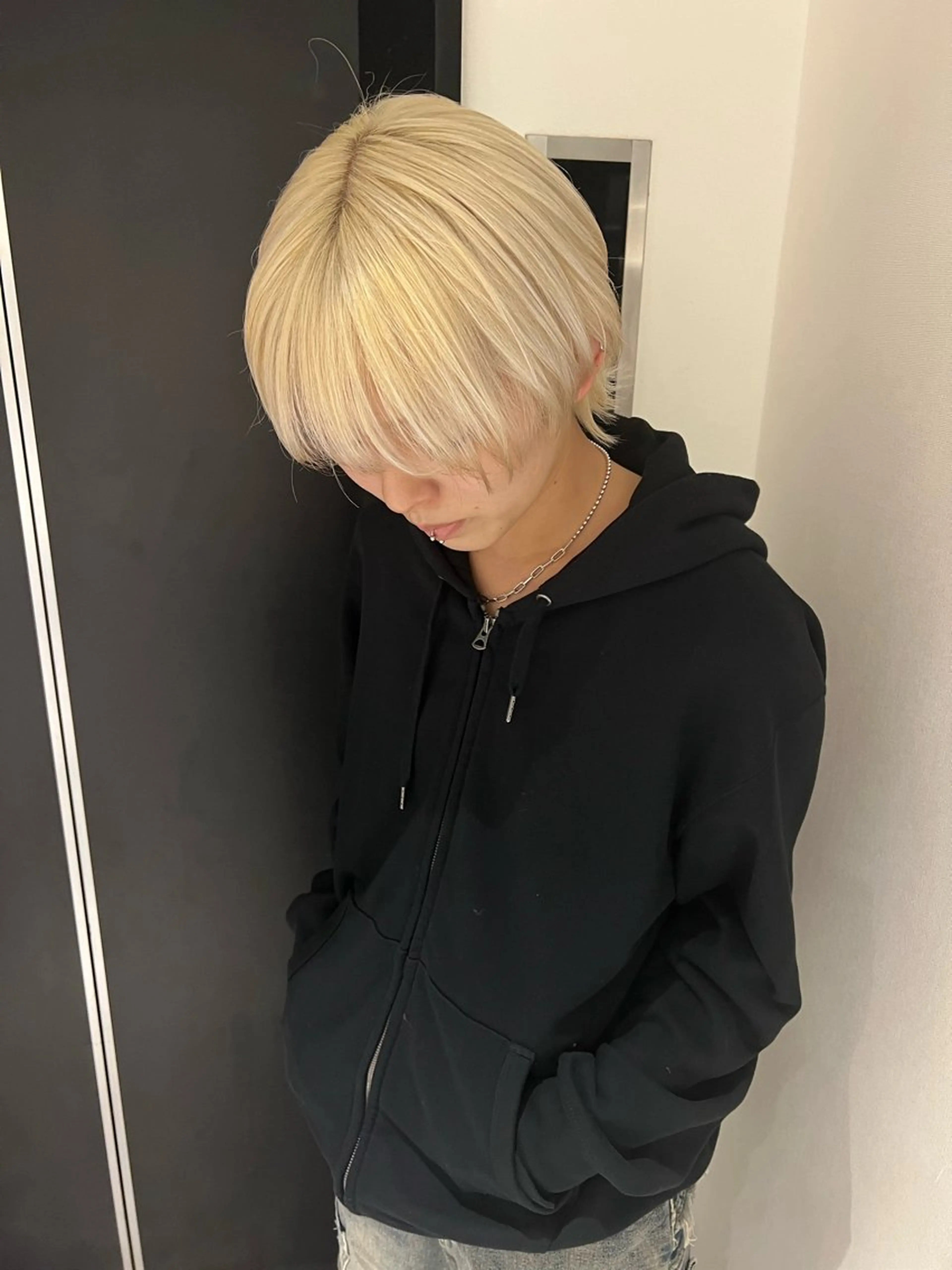 ショート カラー ayaka🫧 梅田ダブルカラーのヘアスタイル