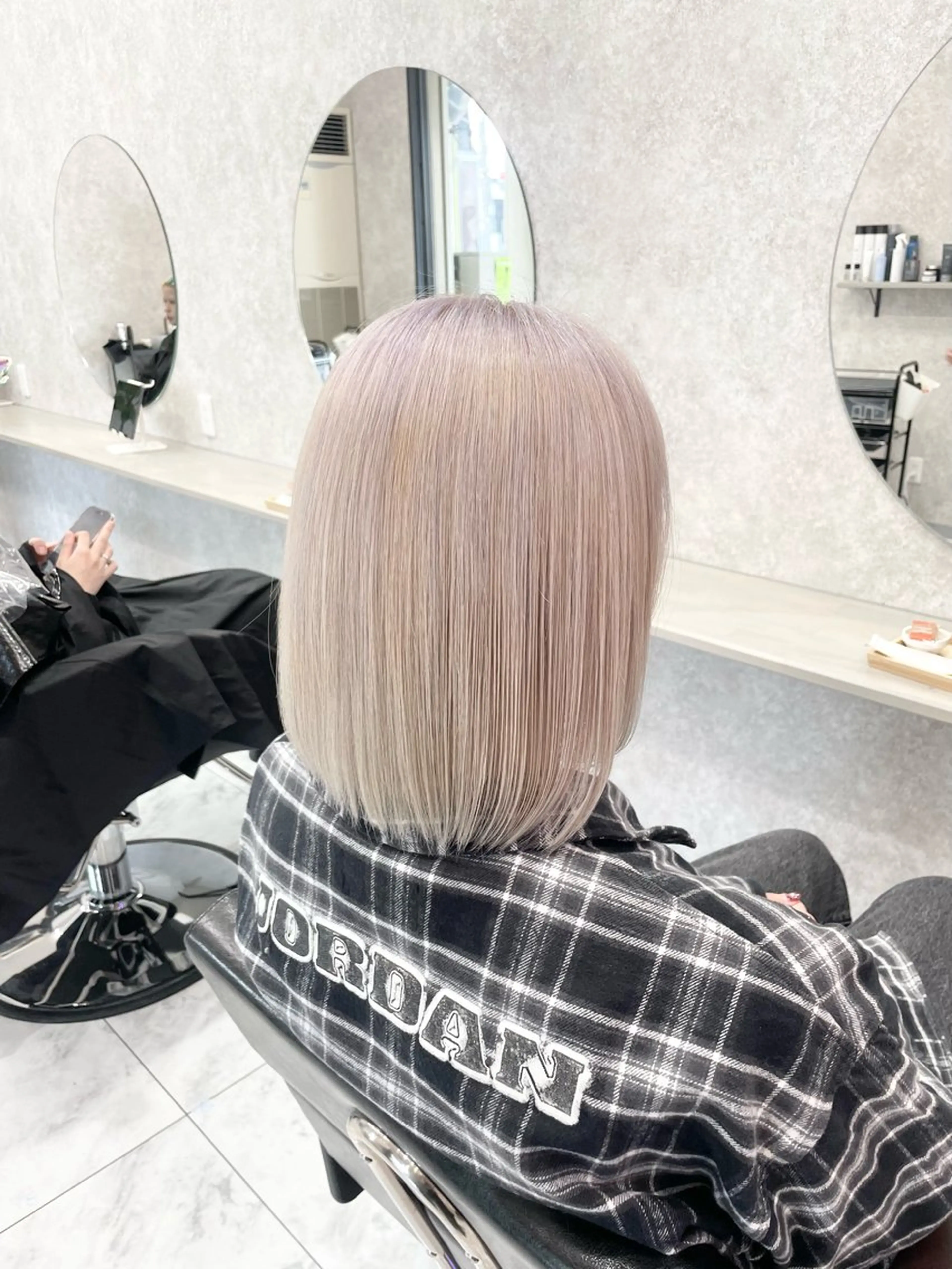 ショート 🦋ハイトーン🦋 石山 希理🦋のヘアスタイル