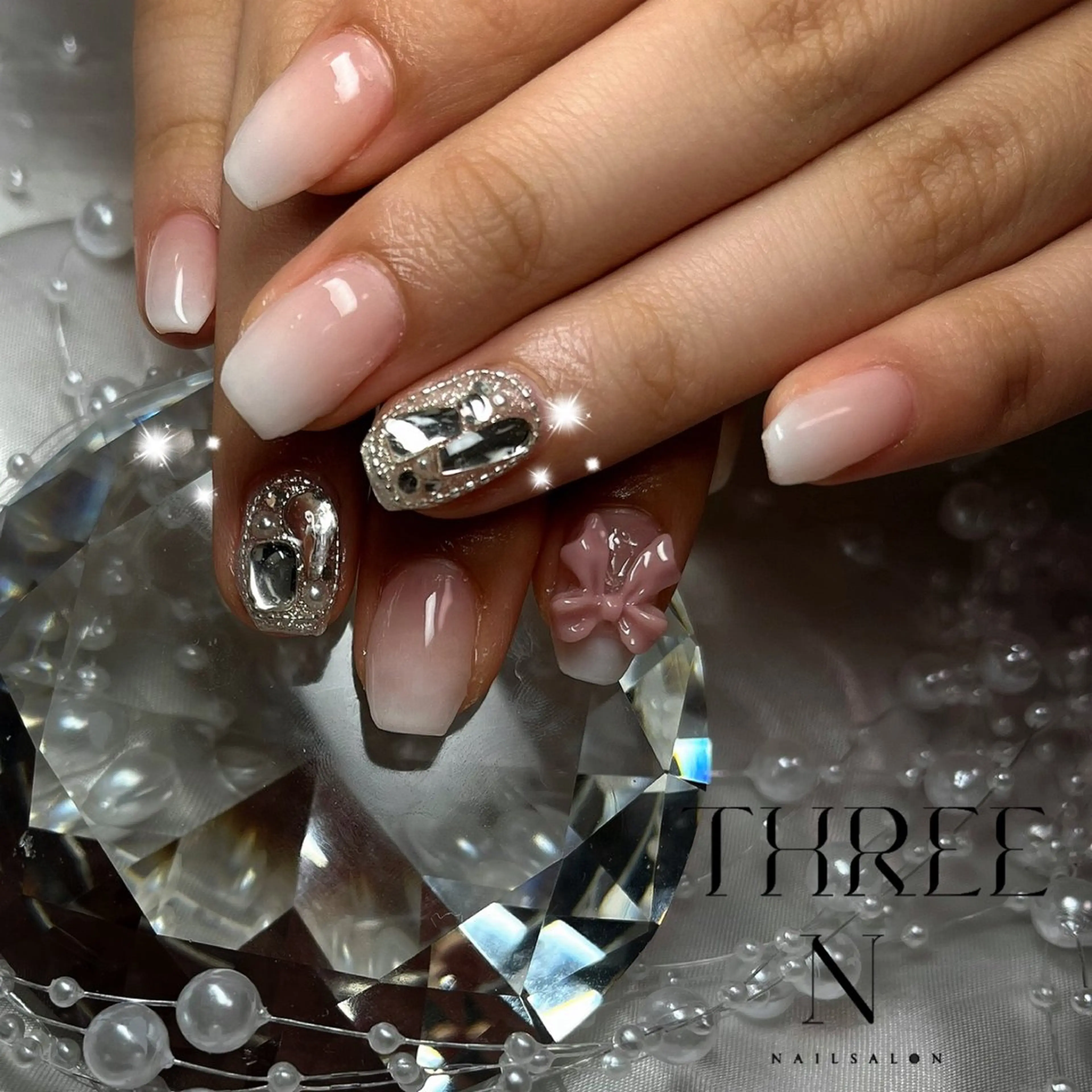 ネイル Nail Salon THREE  Nのネイルデザイン