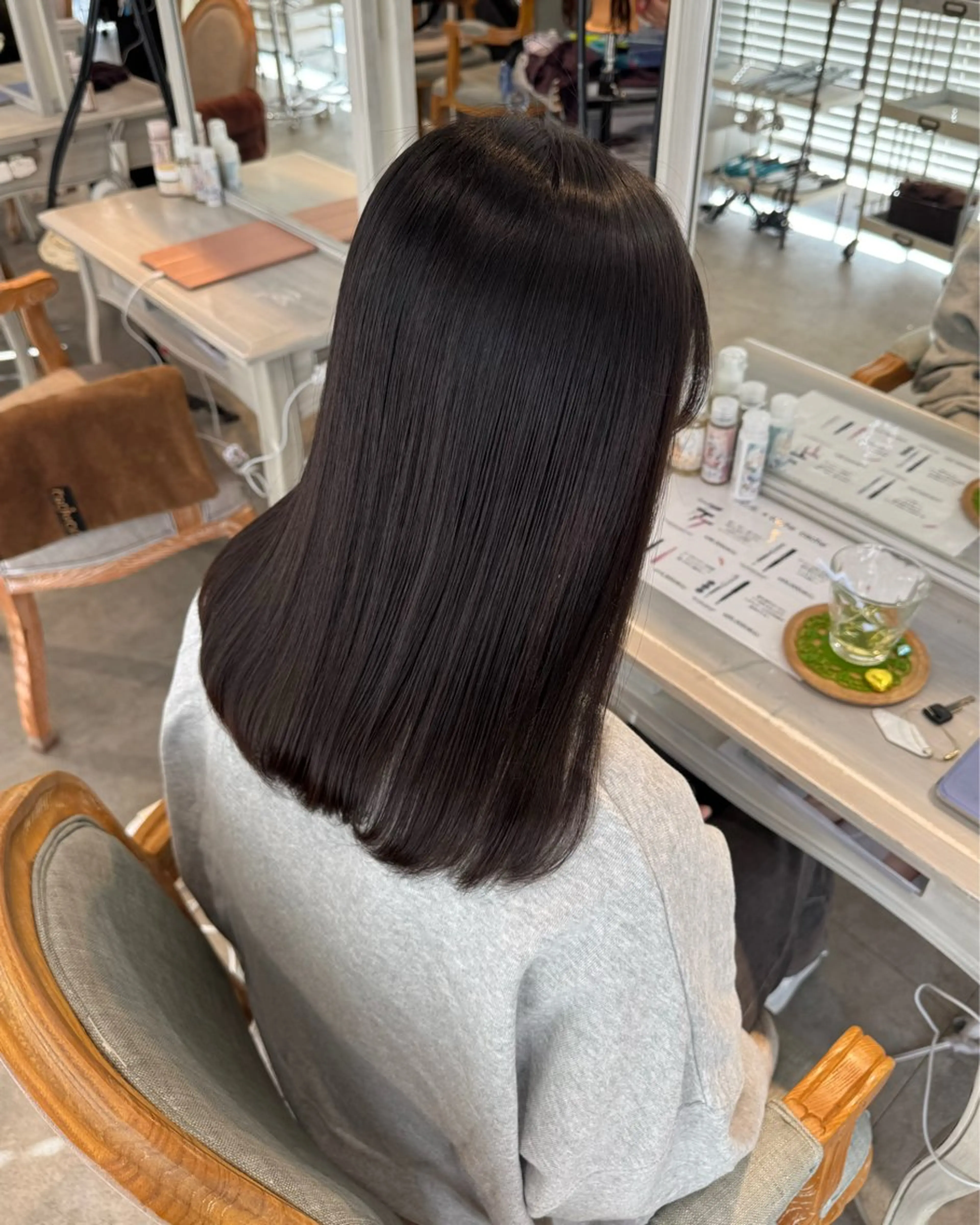 セミロング 縮毛矯正 れん🫧5cm無料 カットモデル募集🫧のヘアスタイル