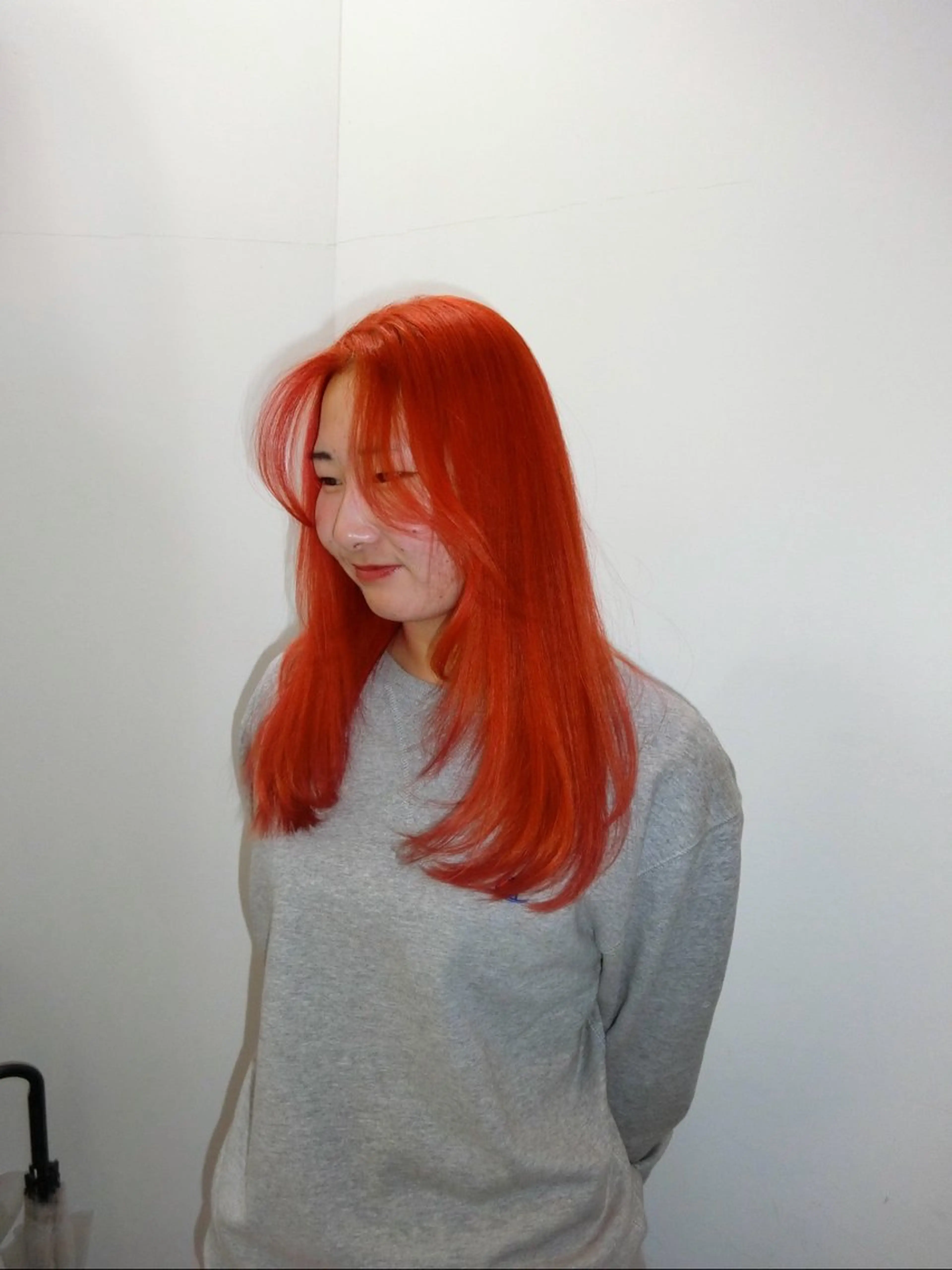 セミロング カラー 🧤高明度ハイトーン 🧤莉音のヘアスタイル