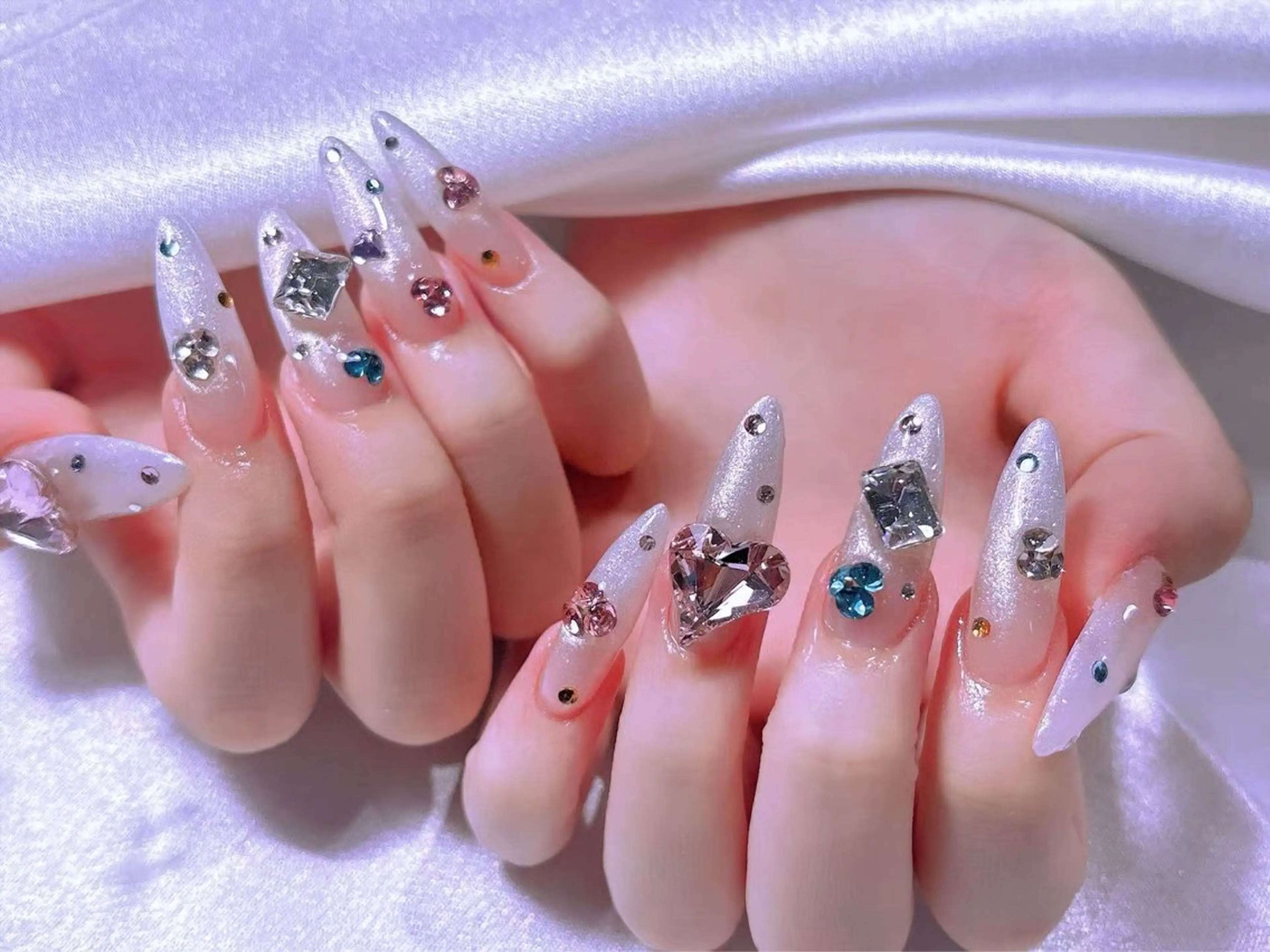 ネイル 長さ出し専門店 RIRIのネイルデザイン