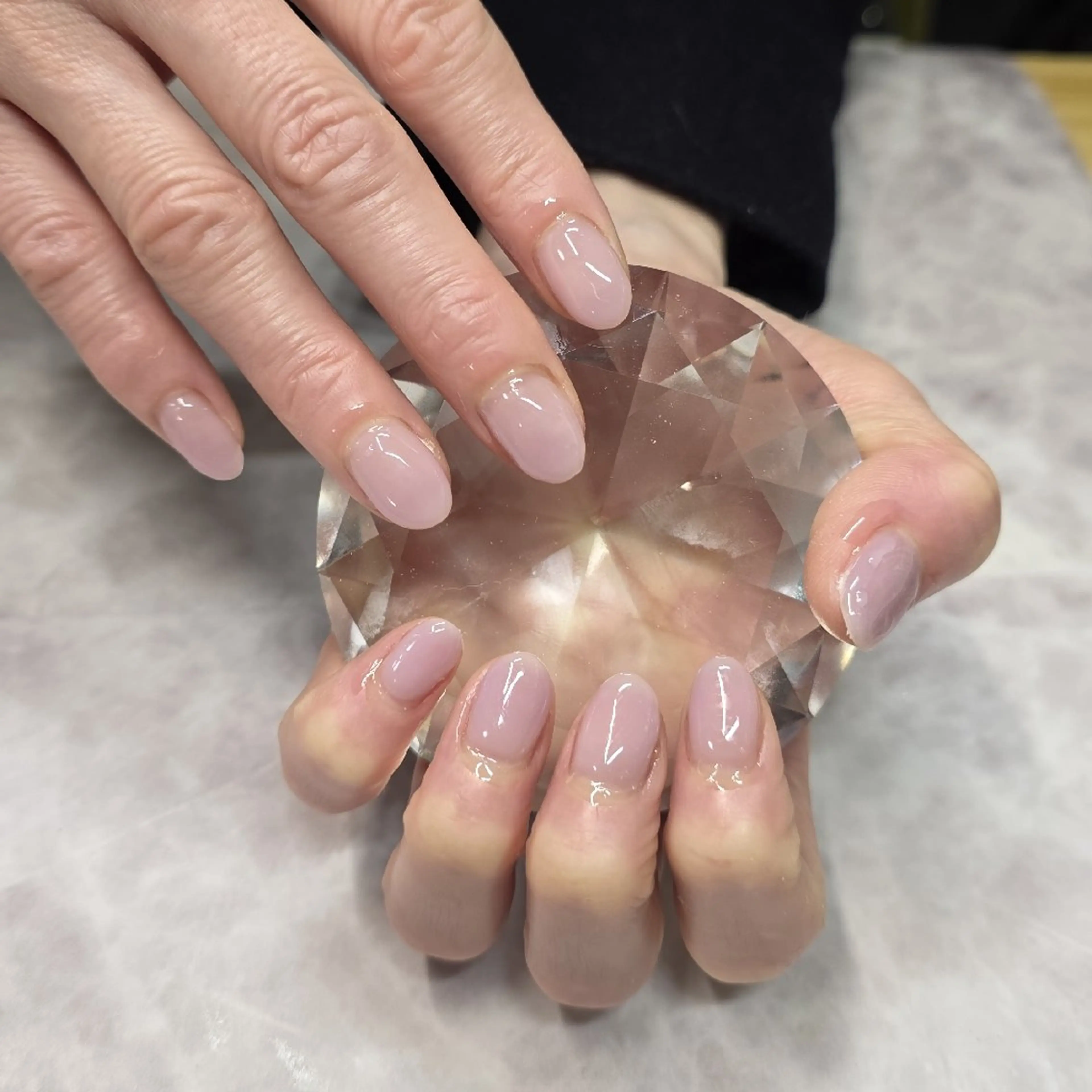 ネイル ワンカラーネイル nailsalon glow sayaのネイルデザイン
