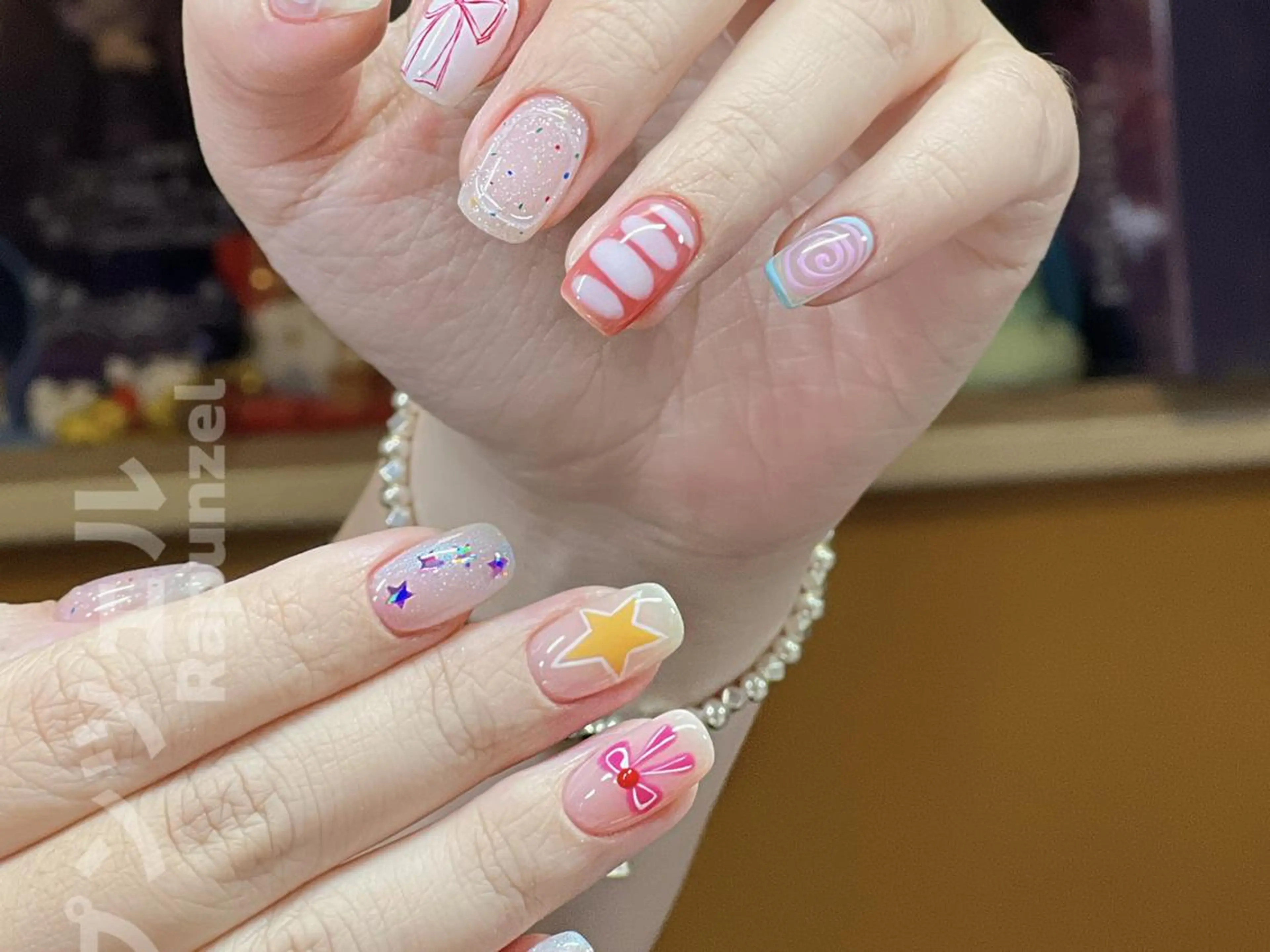 メンズ ネイル アートネイル フレンチネイル ジェルネイル キラキラネイル パラジェル ハンドネイル フットネイル Bloom kabukiのネイルデザイン