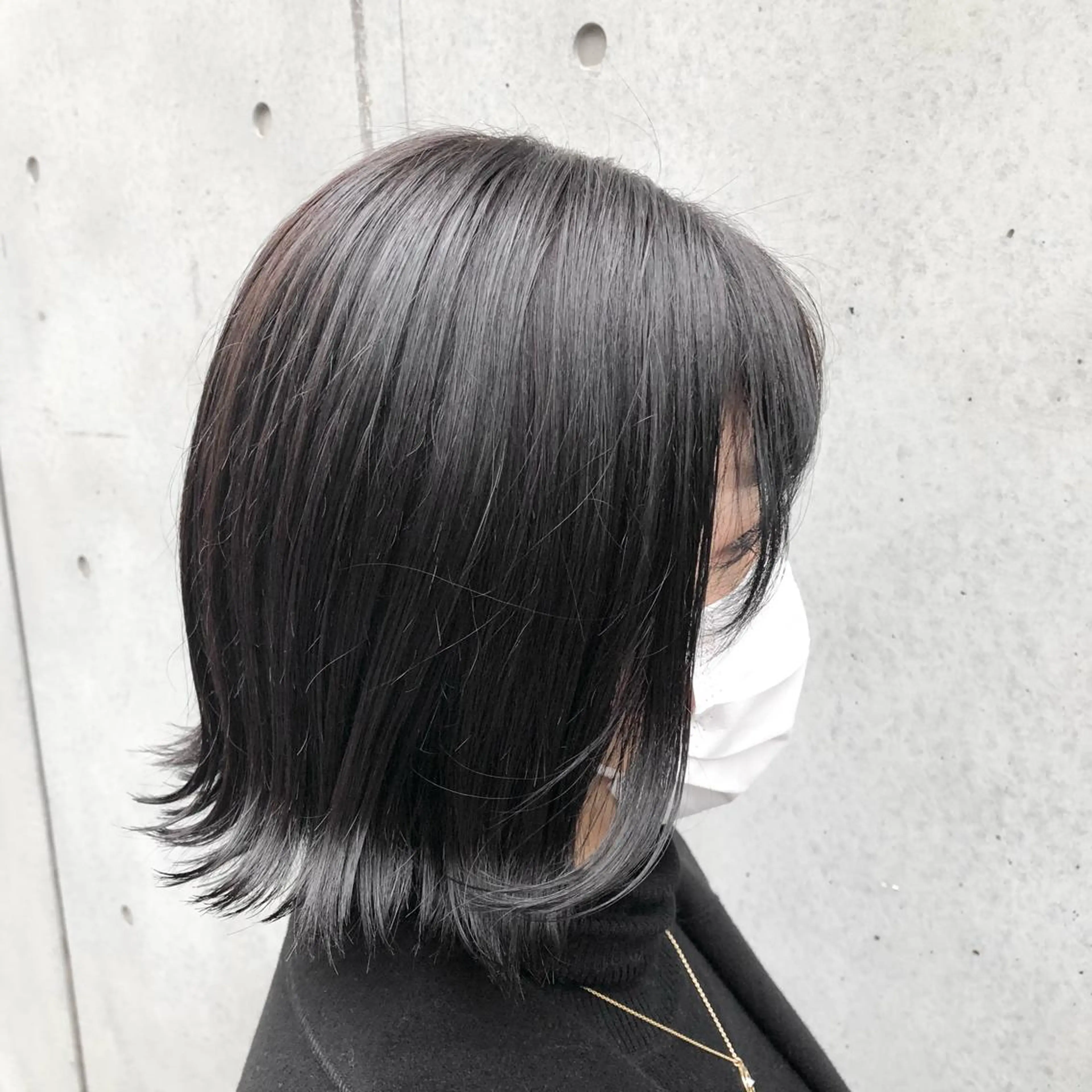 ショート カラー ヘアアレンジ ダークシルバー シルバー 外ハネヘア 🤍清楚系 韓国レイヤー🤍拓朗のヘアスタイル