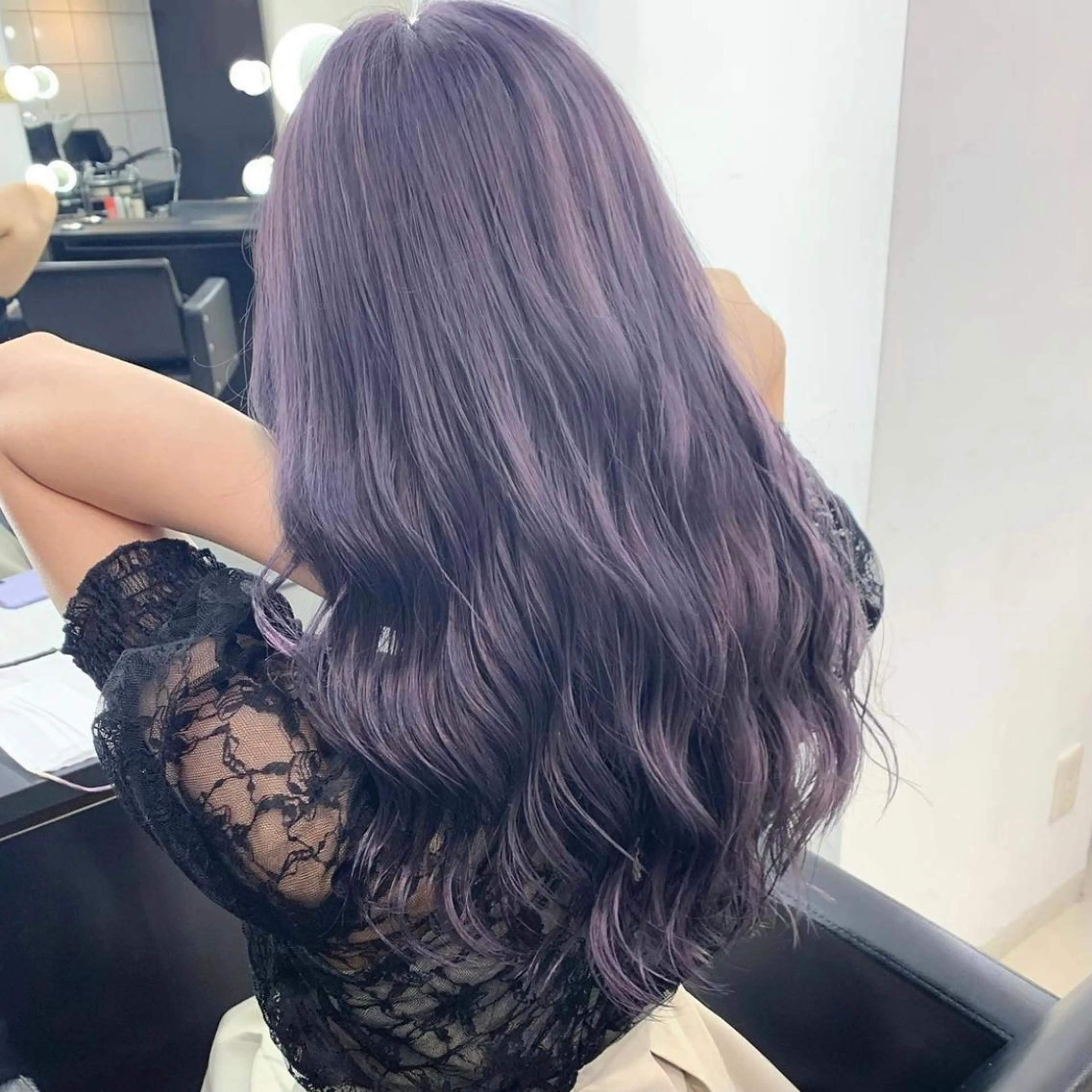 ロング カラー ラベンダーカラー ラベンダーグレー SHACHU baniのヘアスタイル