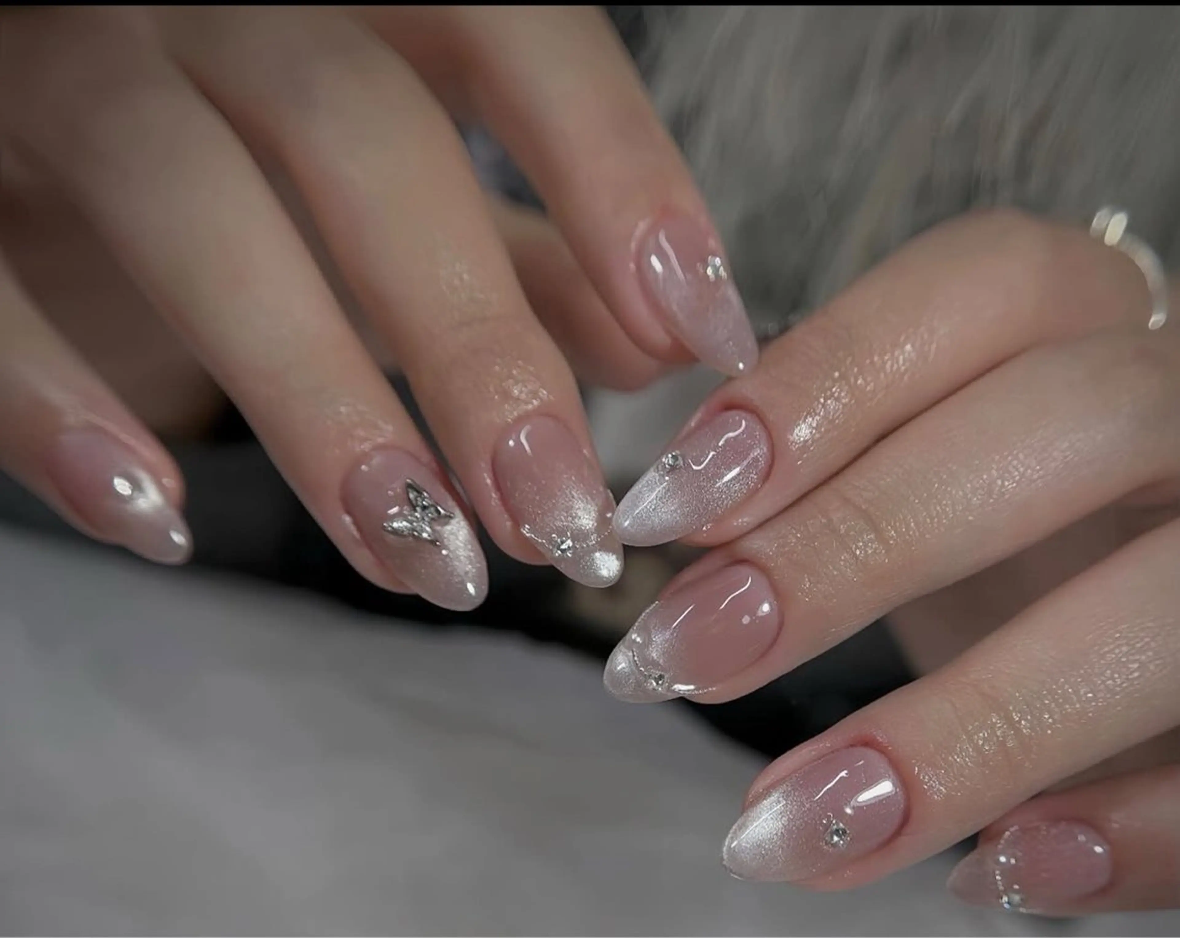 ネイル フレンチネイル ジェルネイル ガラスフレンチ ハロウィン ハート H.baby Nail Salonのネイルデザイン