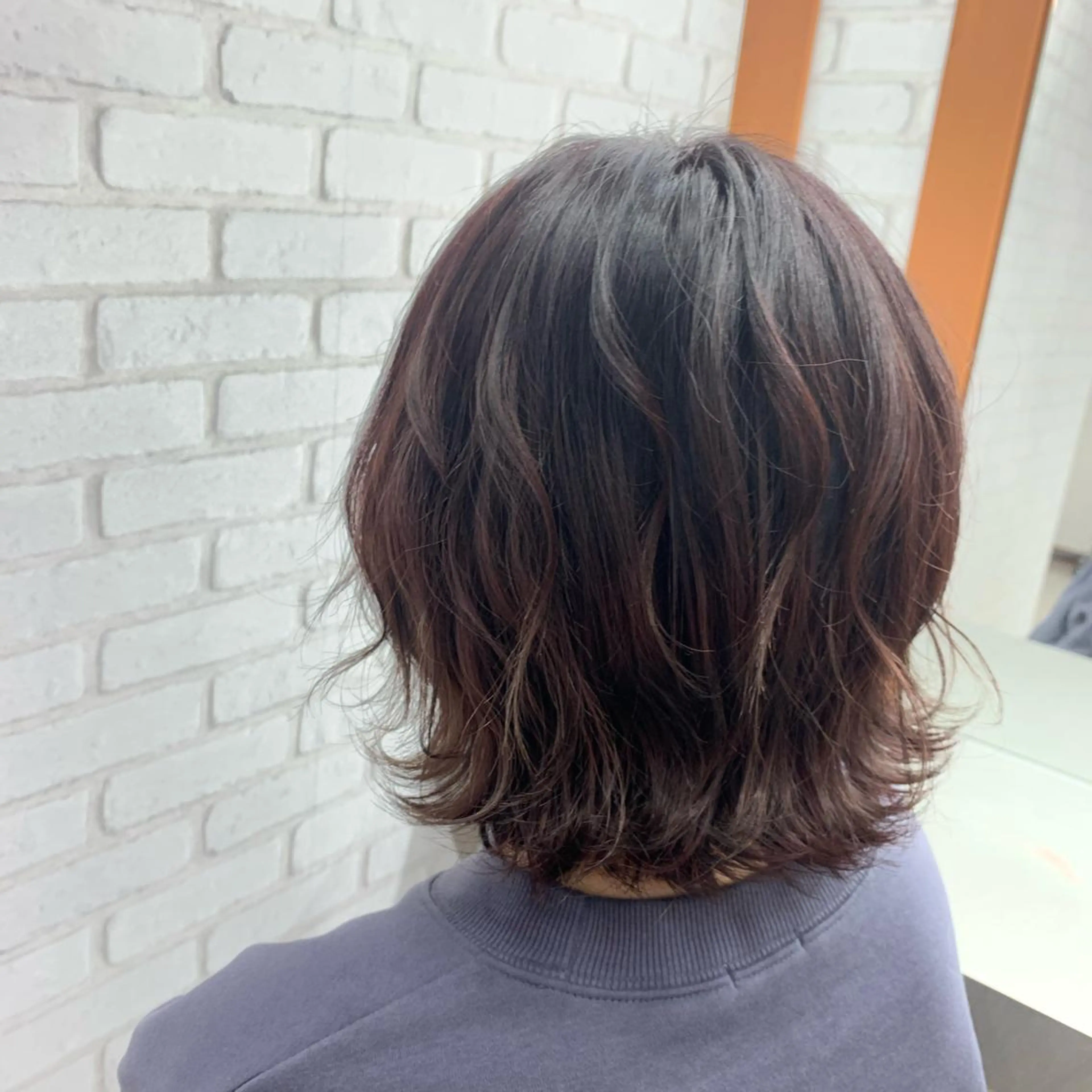 ショート カラー ブラウンカラー レッドカラー レッドブラウン ボブ ブリーチカラー🫧 森　凪沙のヘアスタイル