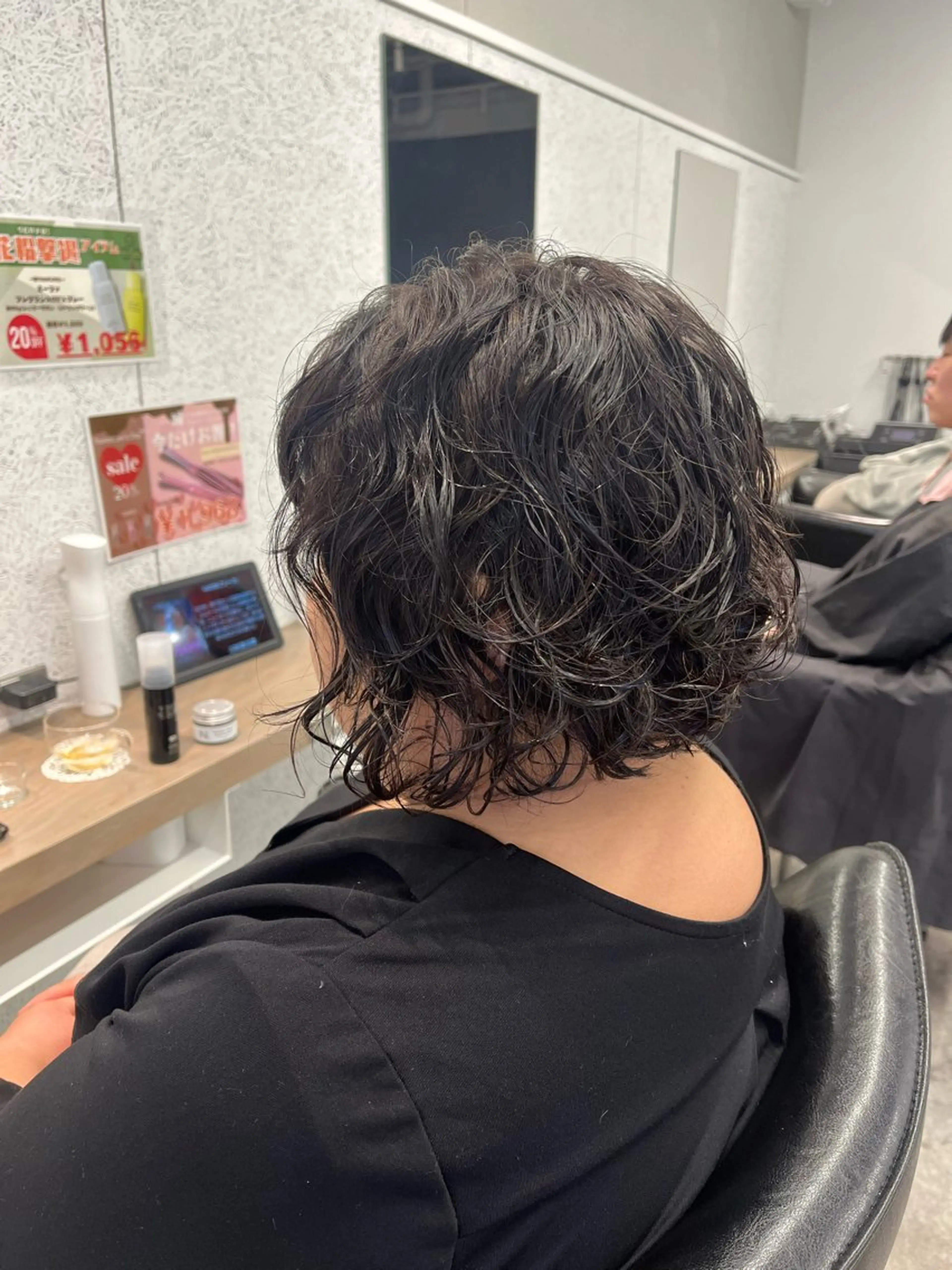ショート パーマ 🍓艶髪/艶カラー しんたに🌈のヘアスタイル