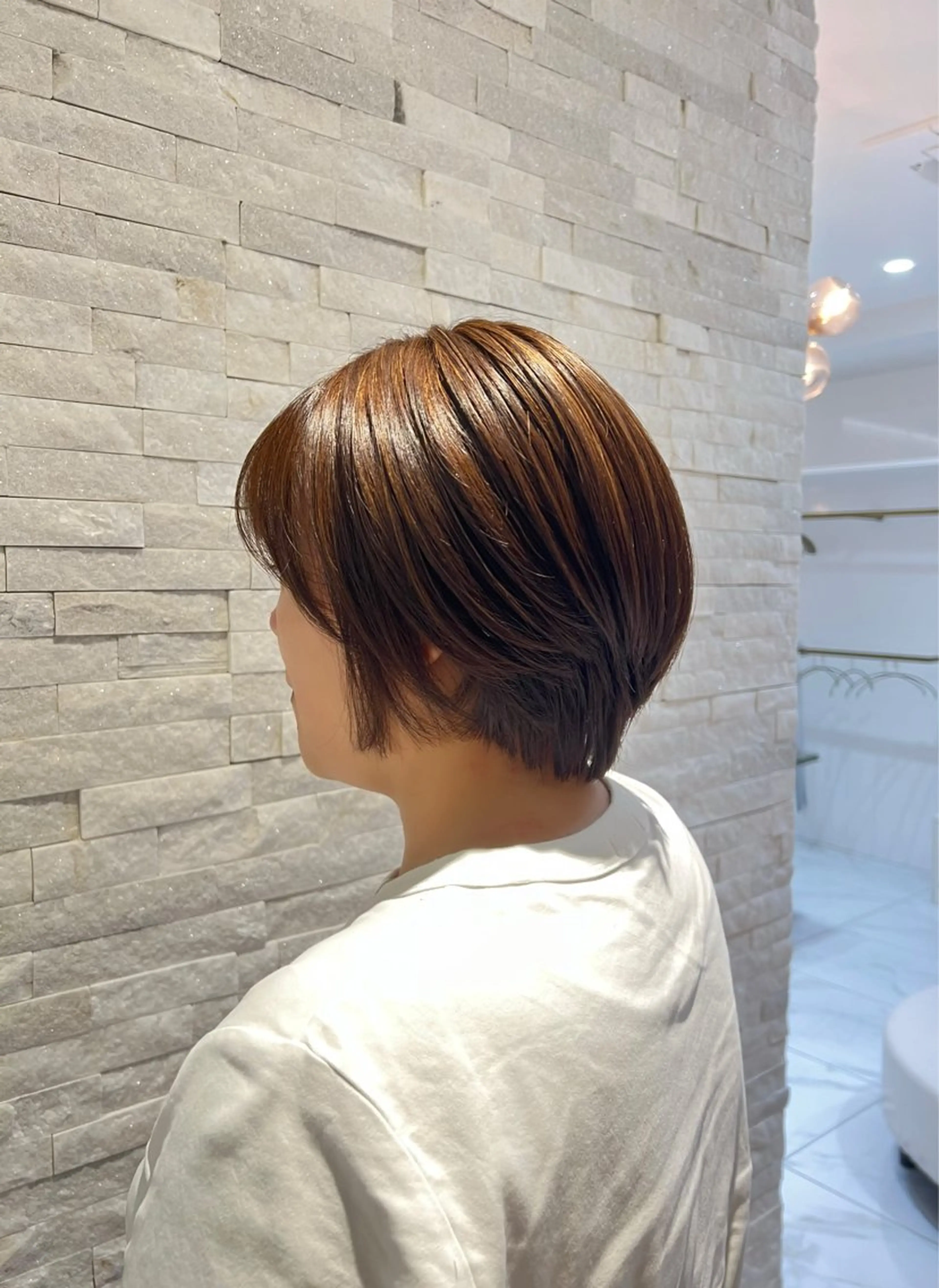 ショート カラー ショートボブ ハイライトカラー ボブ ハイライト ショートヘア KINGDOM イナキ🌙のヘアスタイル