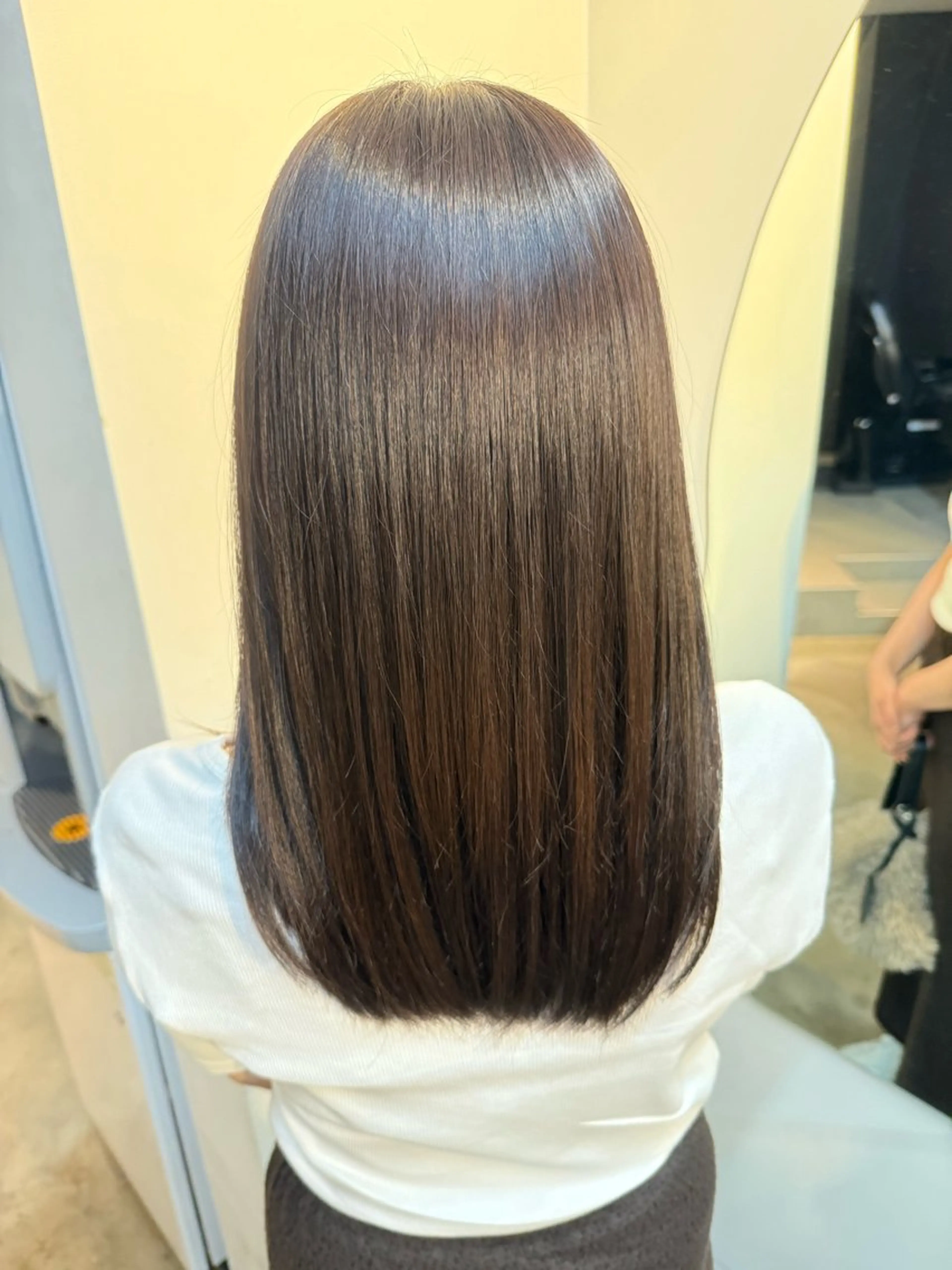 セミロング 後藤 実咲のヘアスタイル