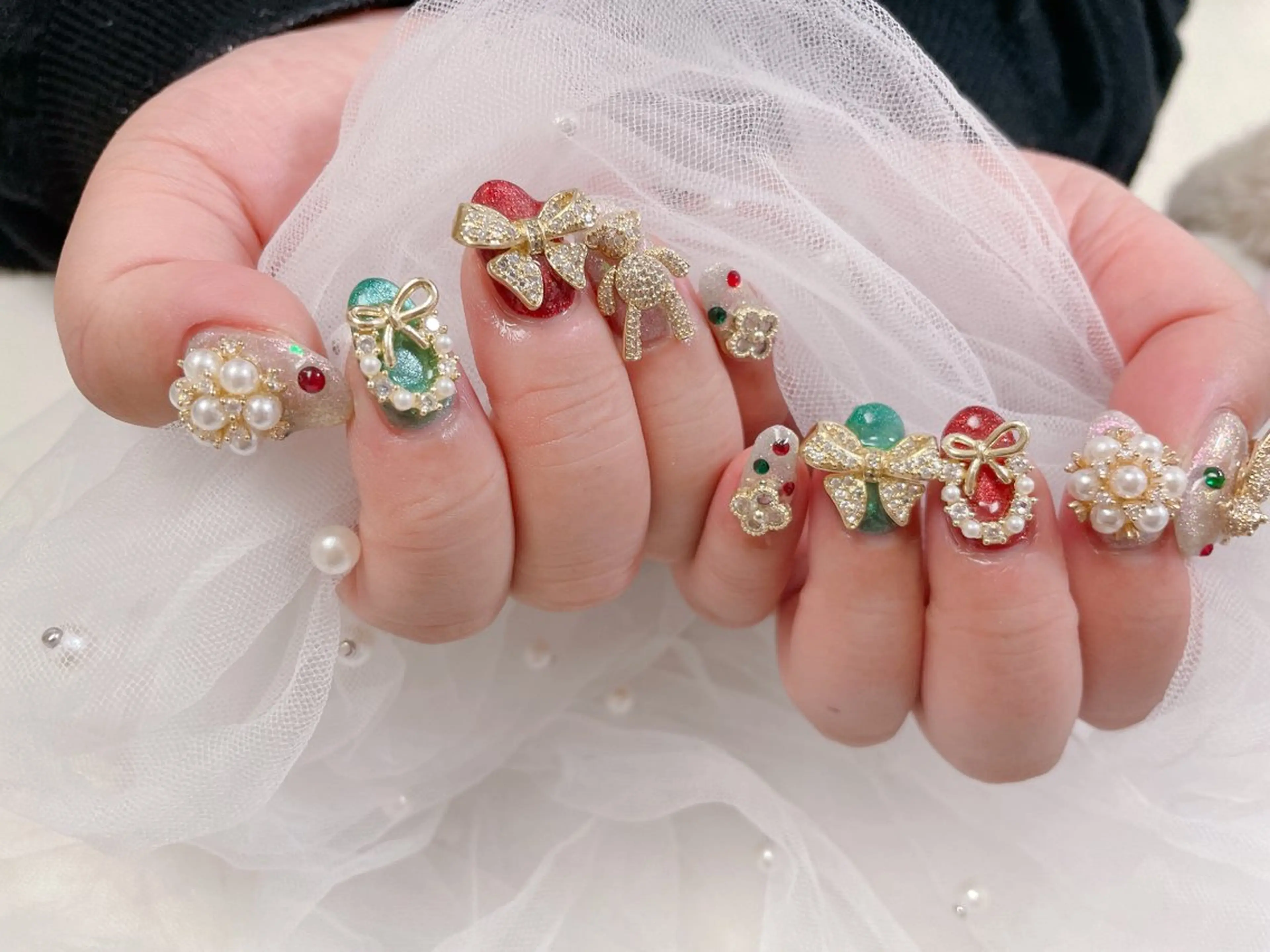 ネイル ハンドネイル ネイルサロンエクラ 🫧Shizukaのネイルデザイン