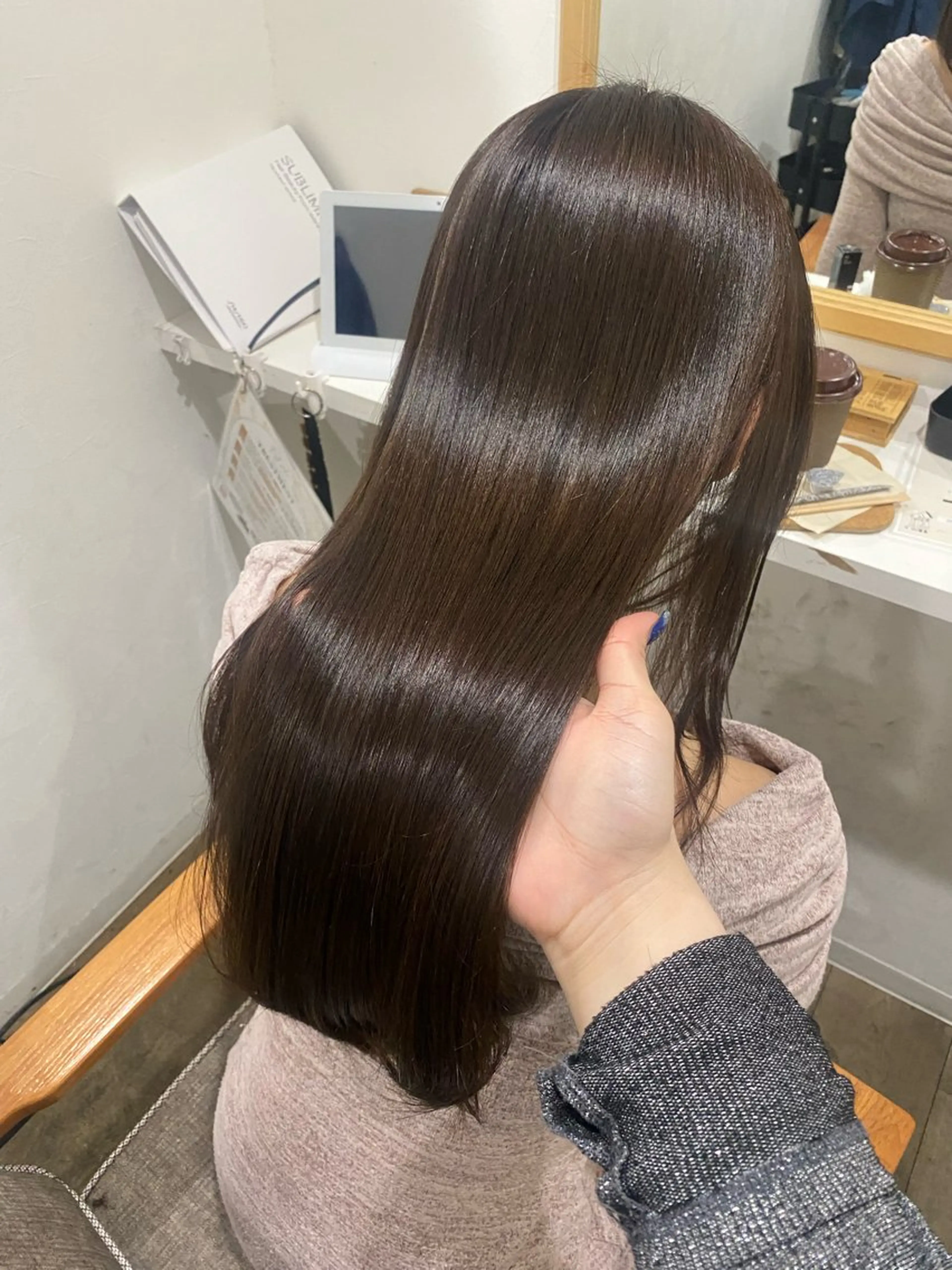 カラー ブリーチ ケアカラー カット ヘアカラー トリートメント Jewel Box東梅田所属・髪質改善サロン 梅田/ヨナミネのヘアスタイル