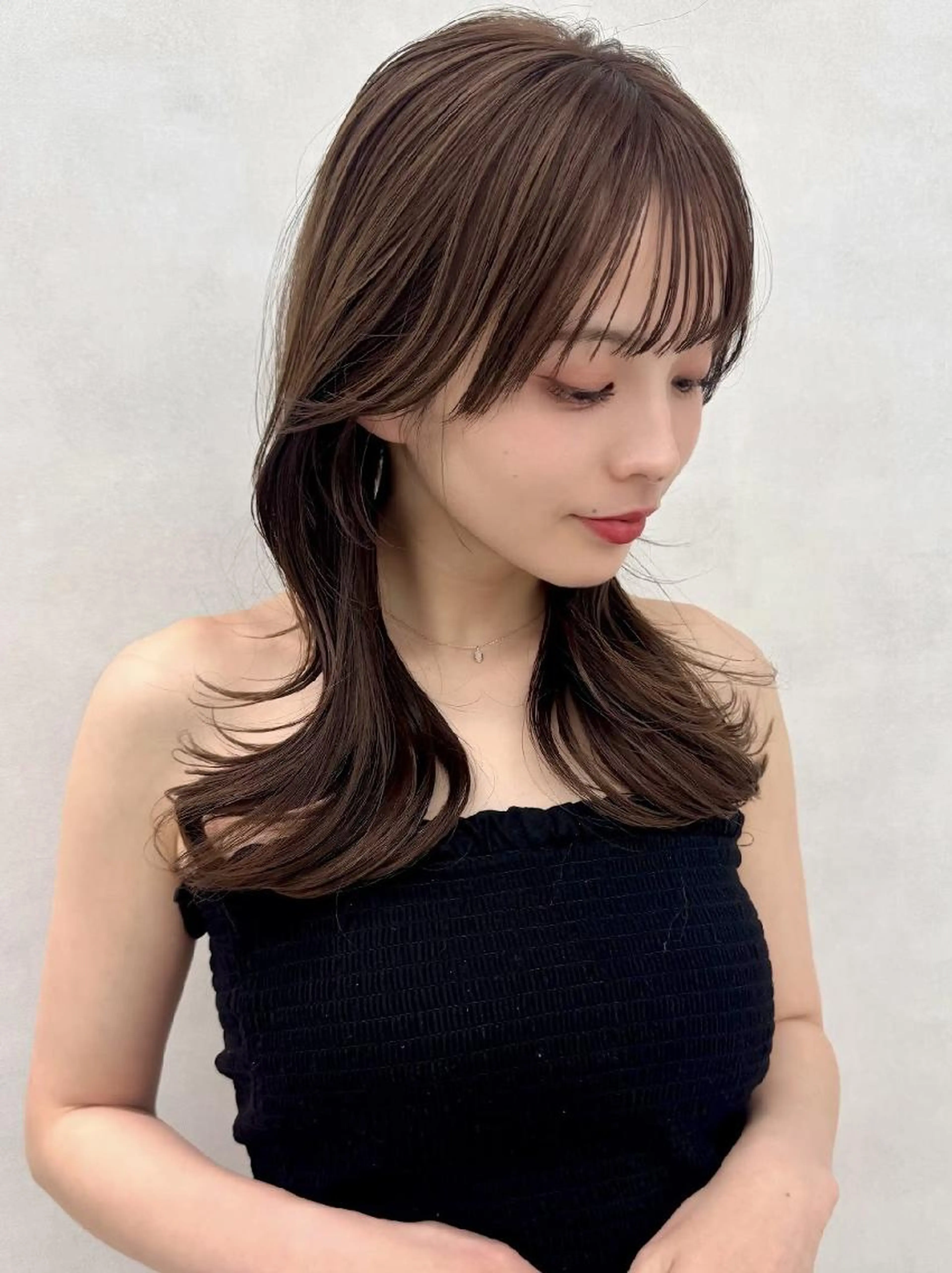 【平日限定メニュー】カット＋脱白髪染めカラー💍白髪染めを使わずにカラーすることで今後の髪の毛を綺麗にして行けます！！の写真