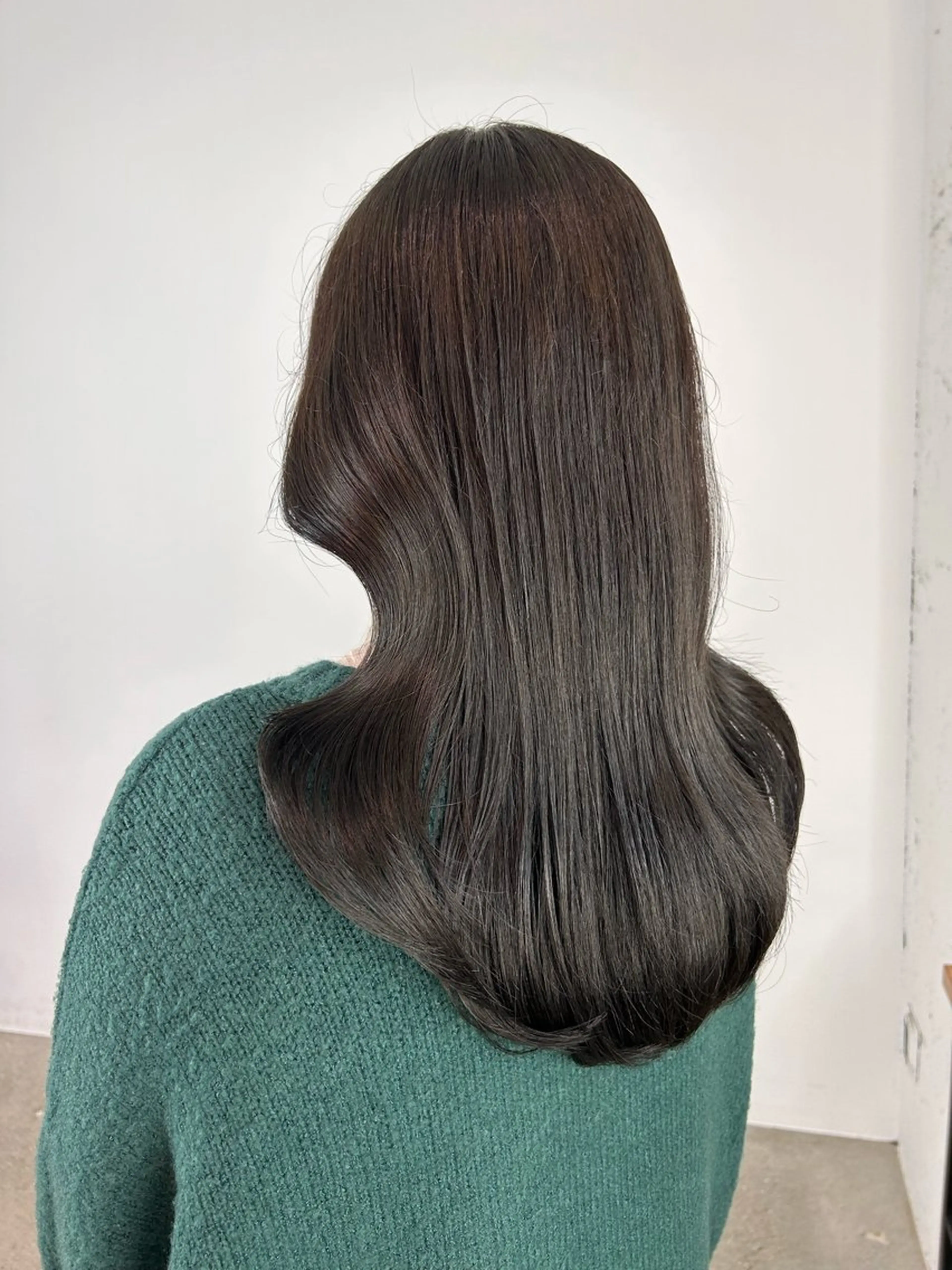 ロング 縮毛矯正 宮本晃成のヘアスタイル