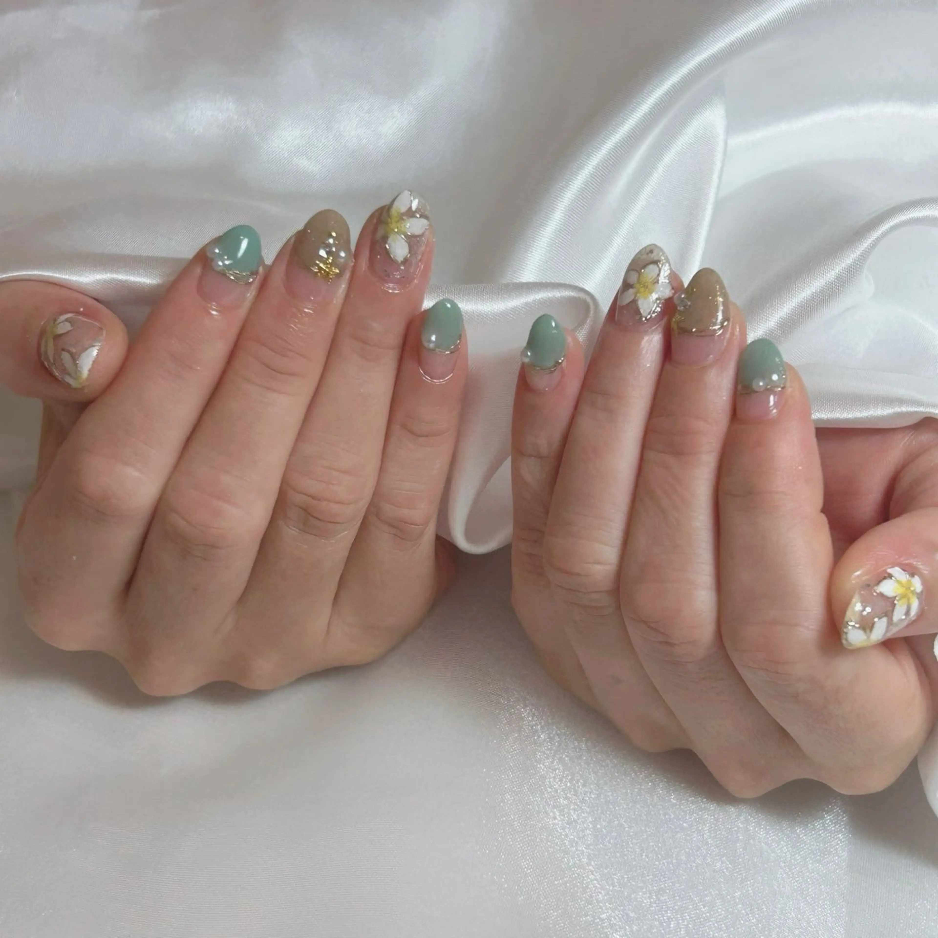 ネイル nico +所属・nico + 鷲野のネイルデザイン