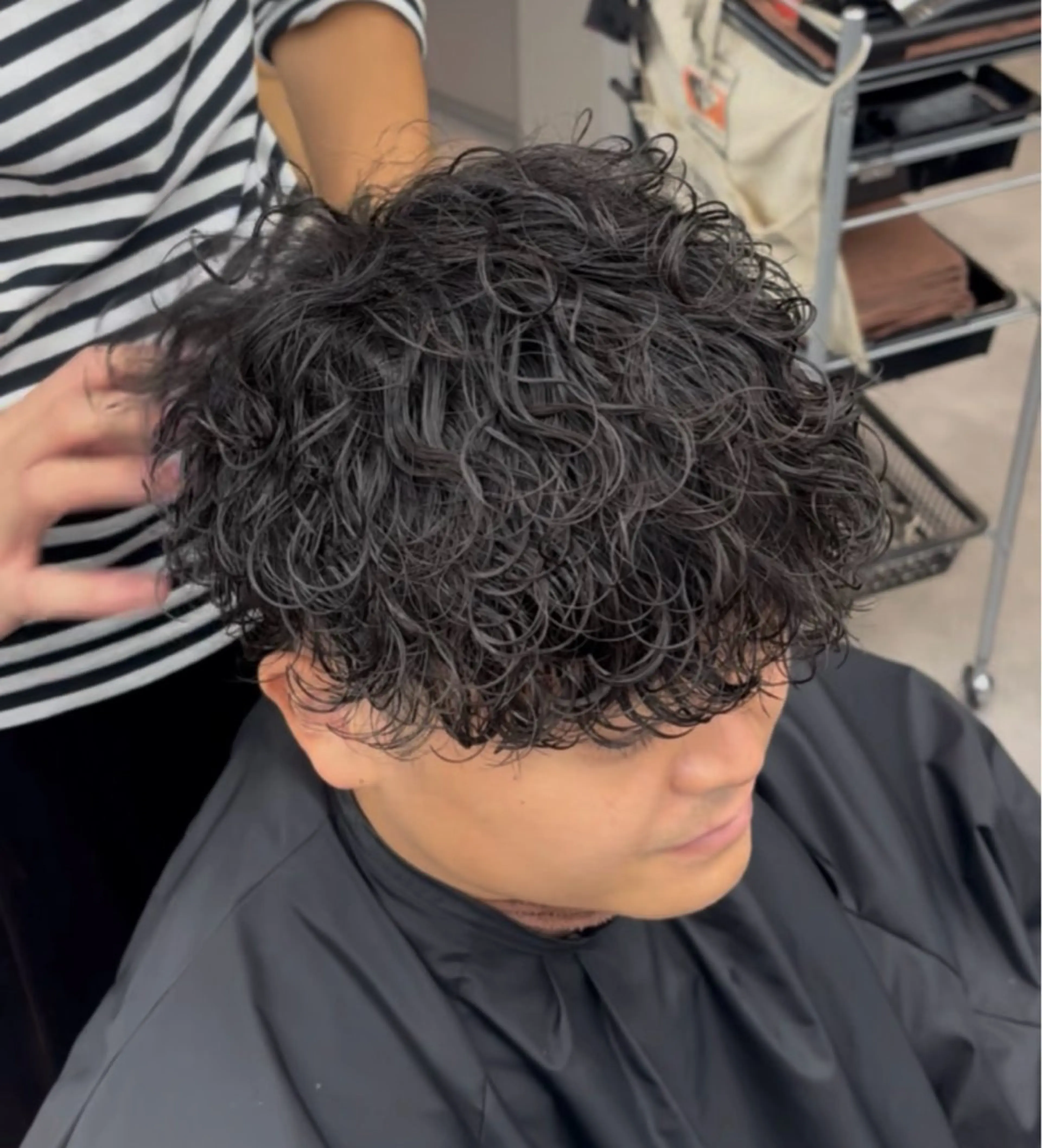 パーマ メンズ メンズパーマ 波巻きパーマ 渋谷メンズパーマ 渡邊優輝のヘアスタイル