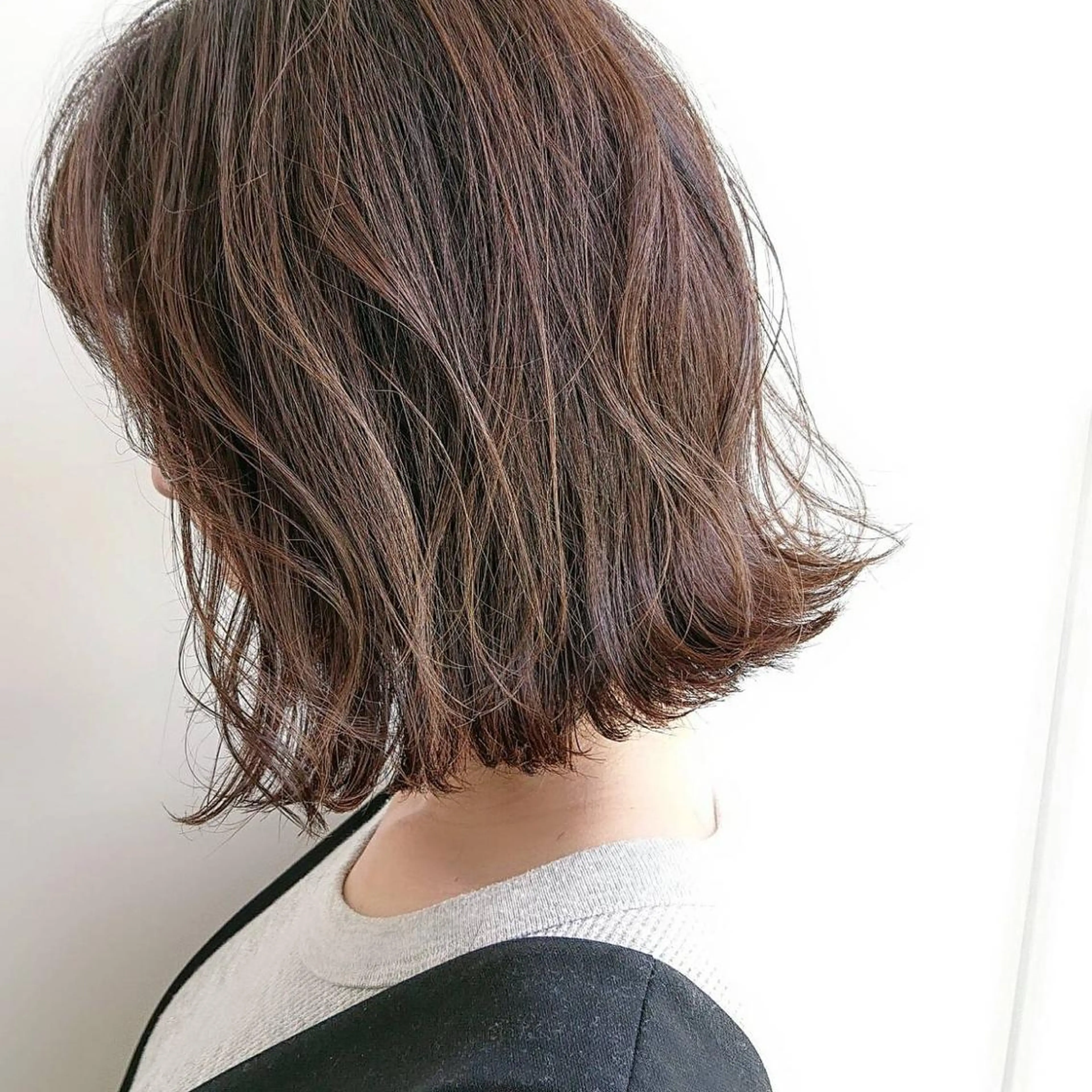 ミディアム パーマ ミディアムパーマ 外ハネヘア カット パーマ ヘッドスパ Beach 代表 KENTAのヘアスタイル