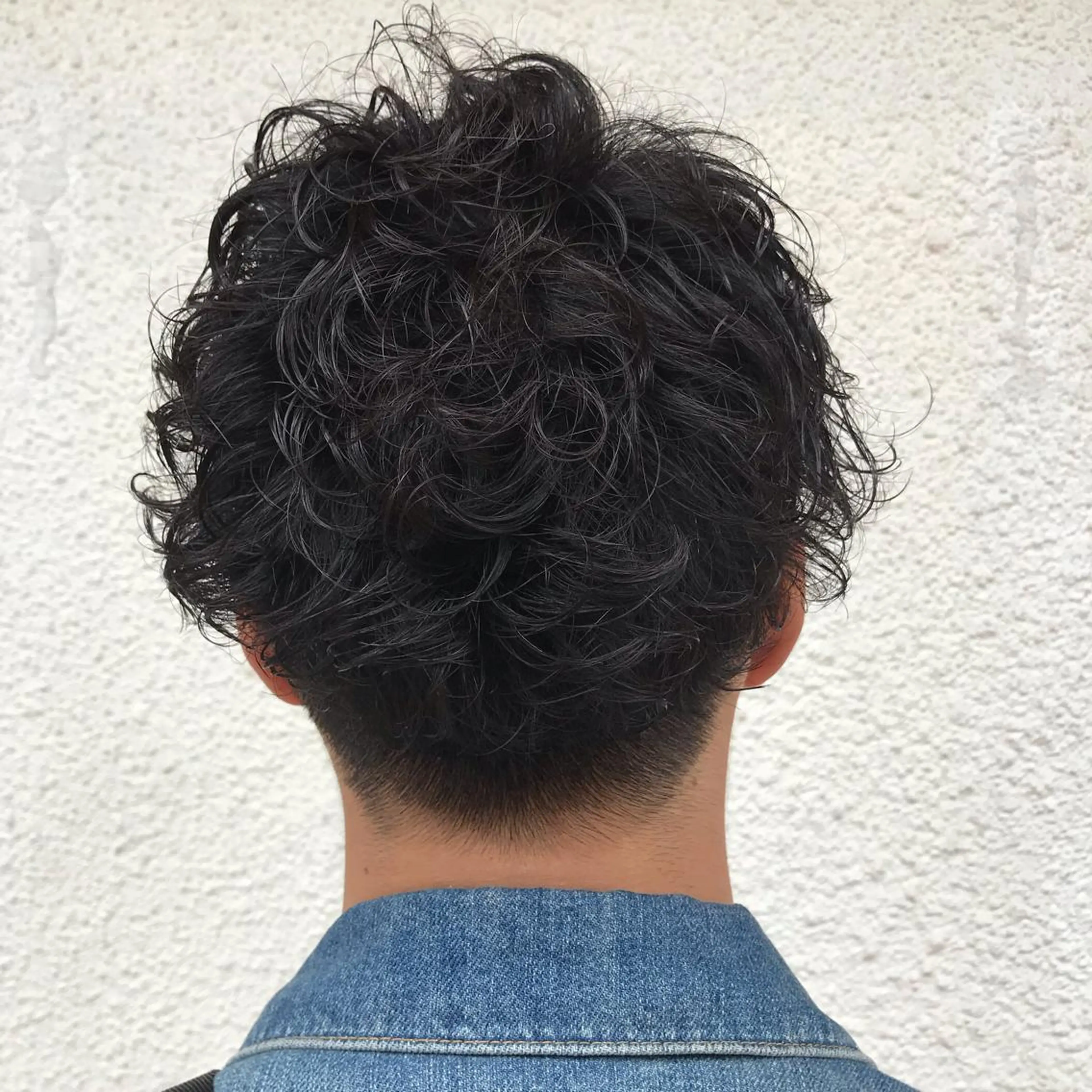 ショート カラー パーマ メンズ ニュアンスパーマ／ レイヤー／茶屋町のヘアスタイル