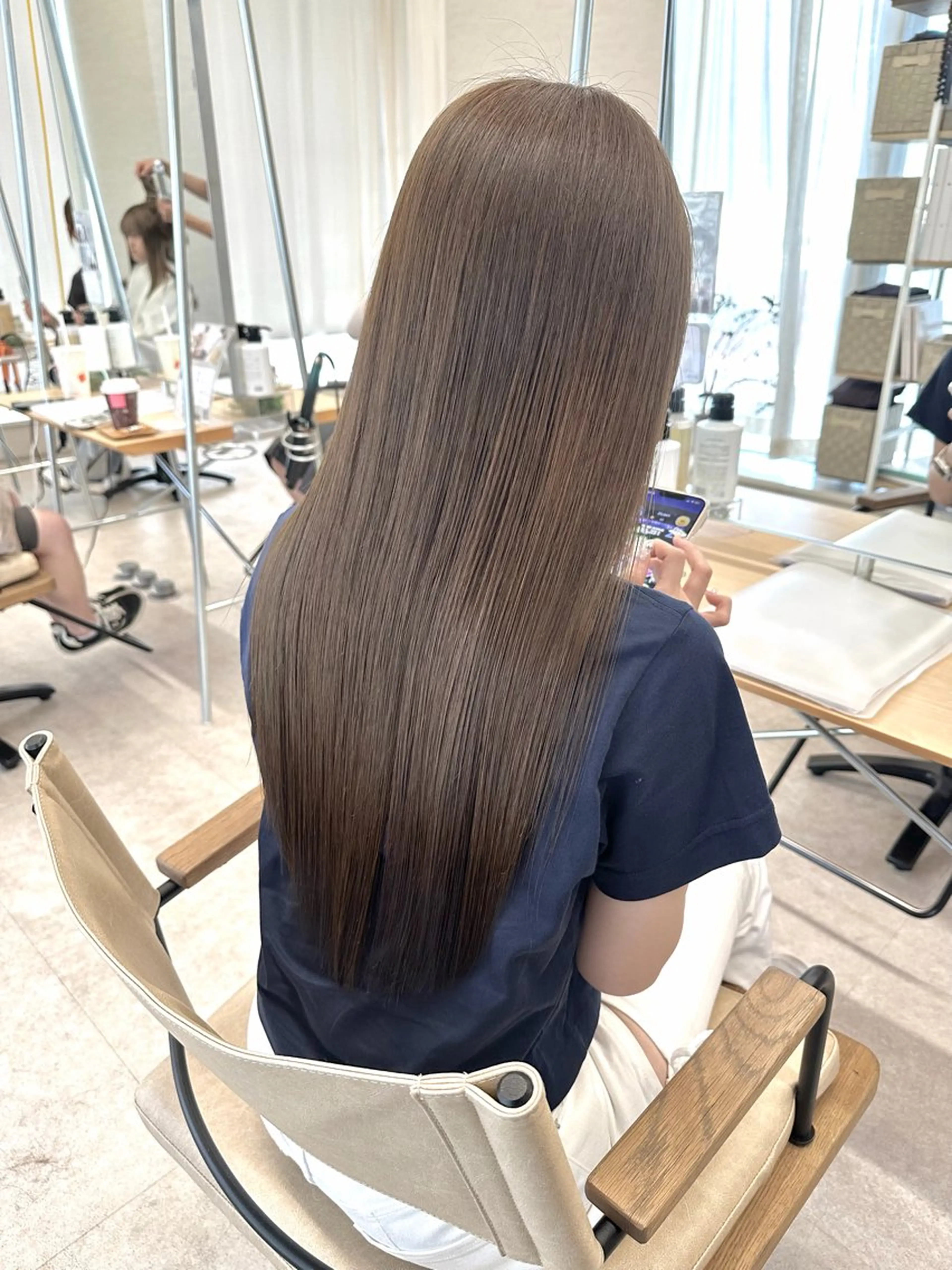 ロング トリートメント 上川 開生のヘアスタイル