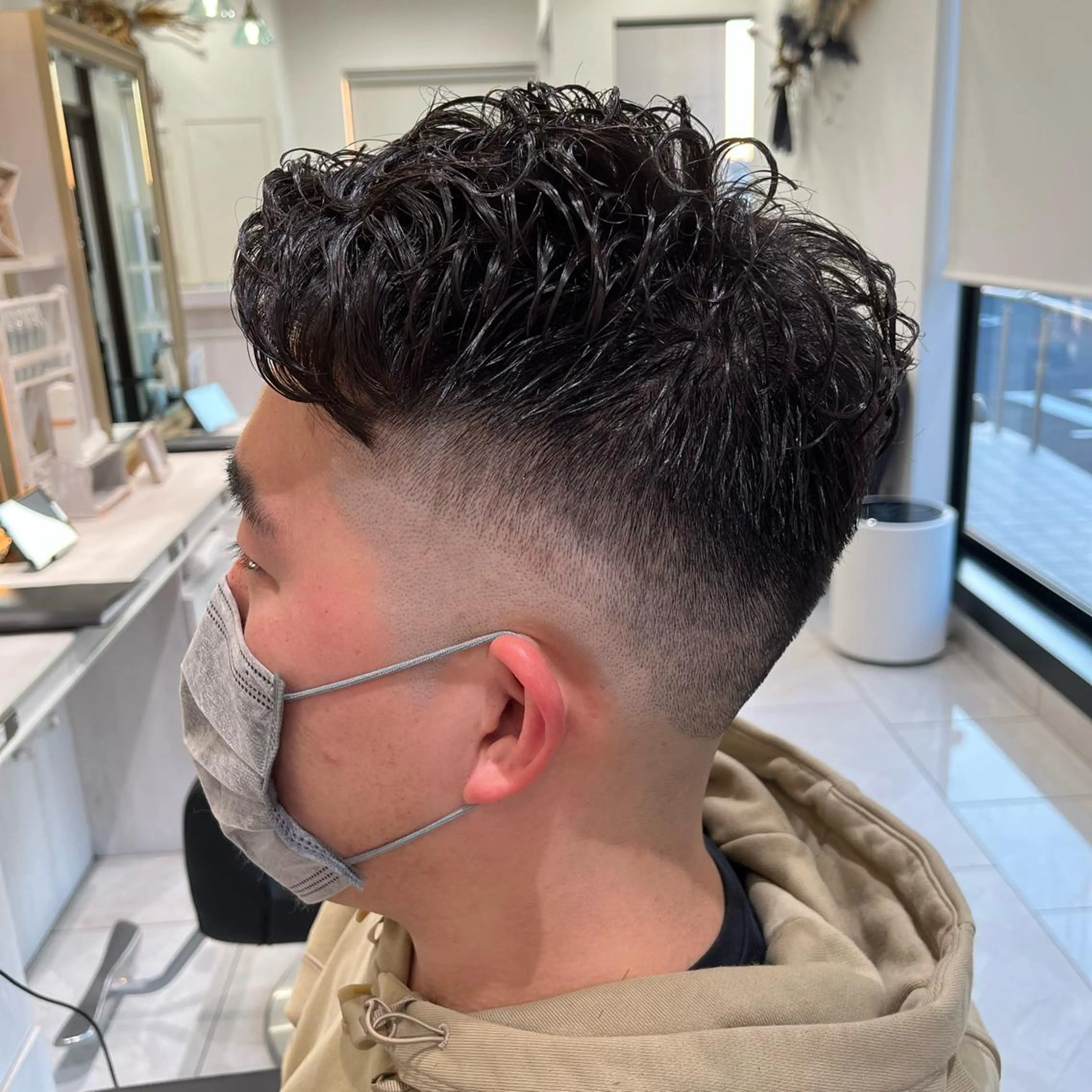 ショート パーマ メンズ カット パーマ 🥇メンズ特化 伊東輝のヘアスタイル