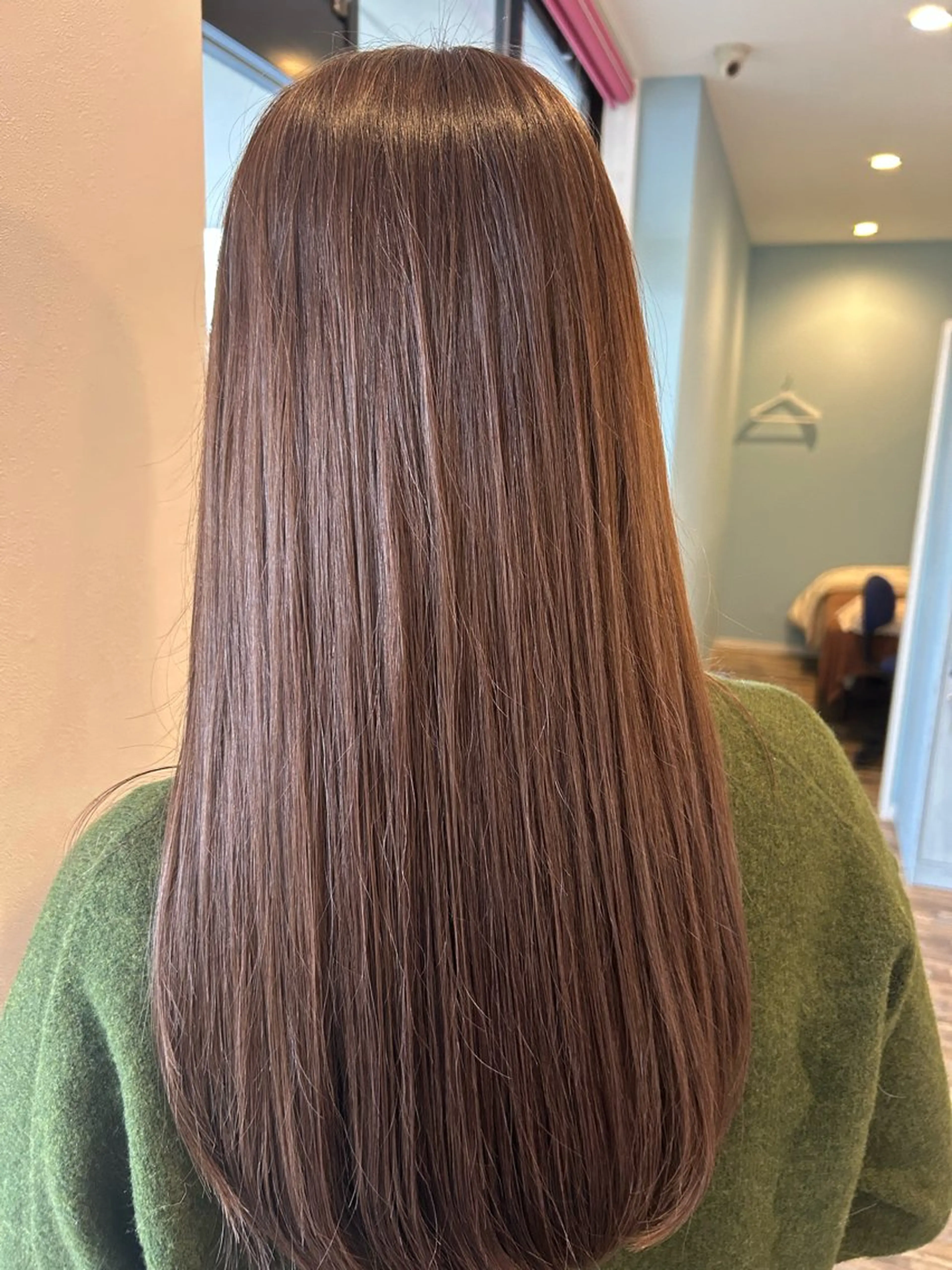 ロング 高木 瑶子のヘアスタイル