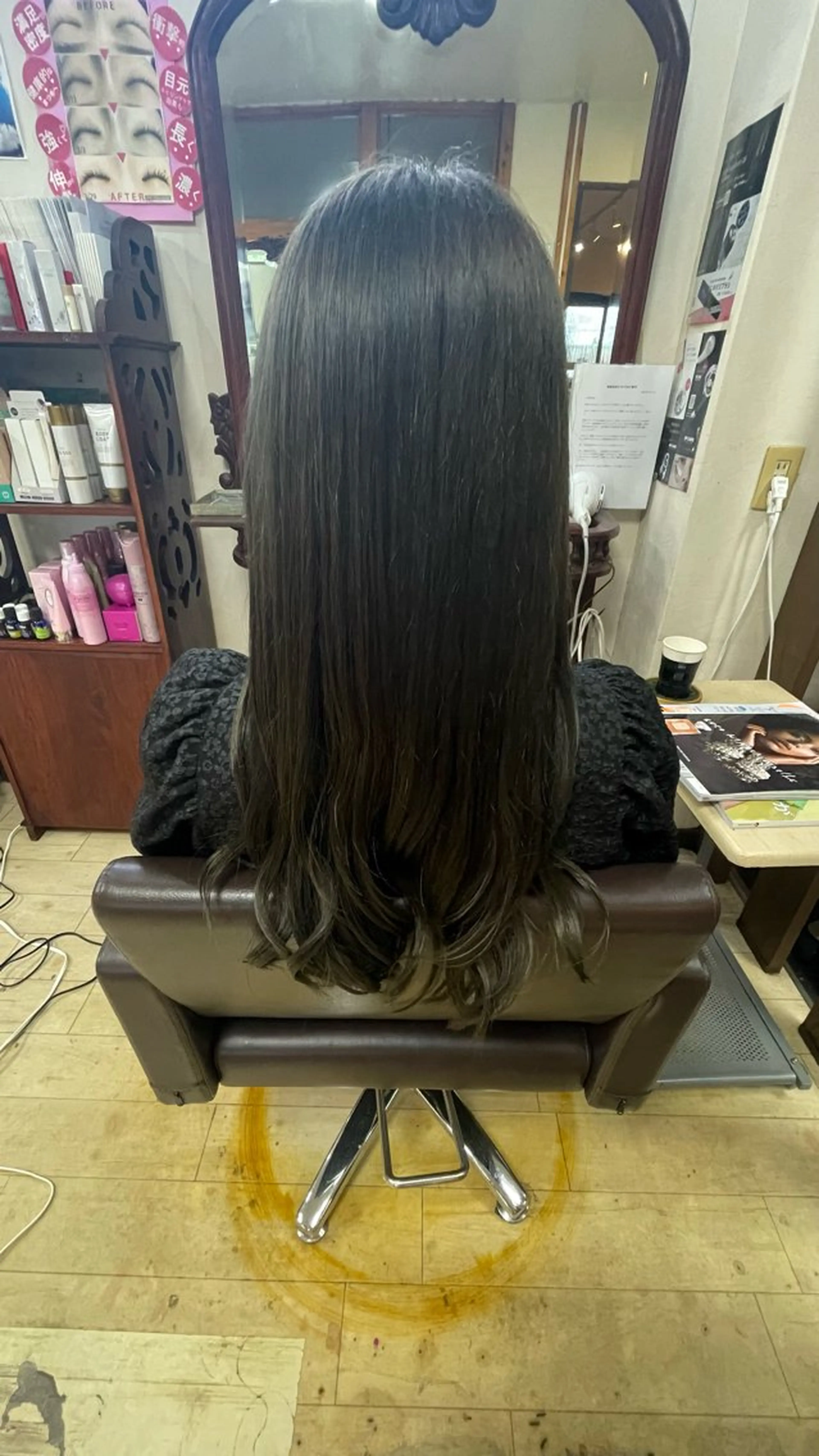 ロング カット ヘアカラー 桑野 葵のヘアスタイル