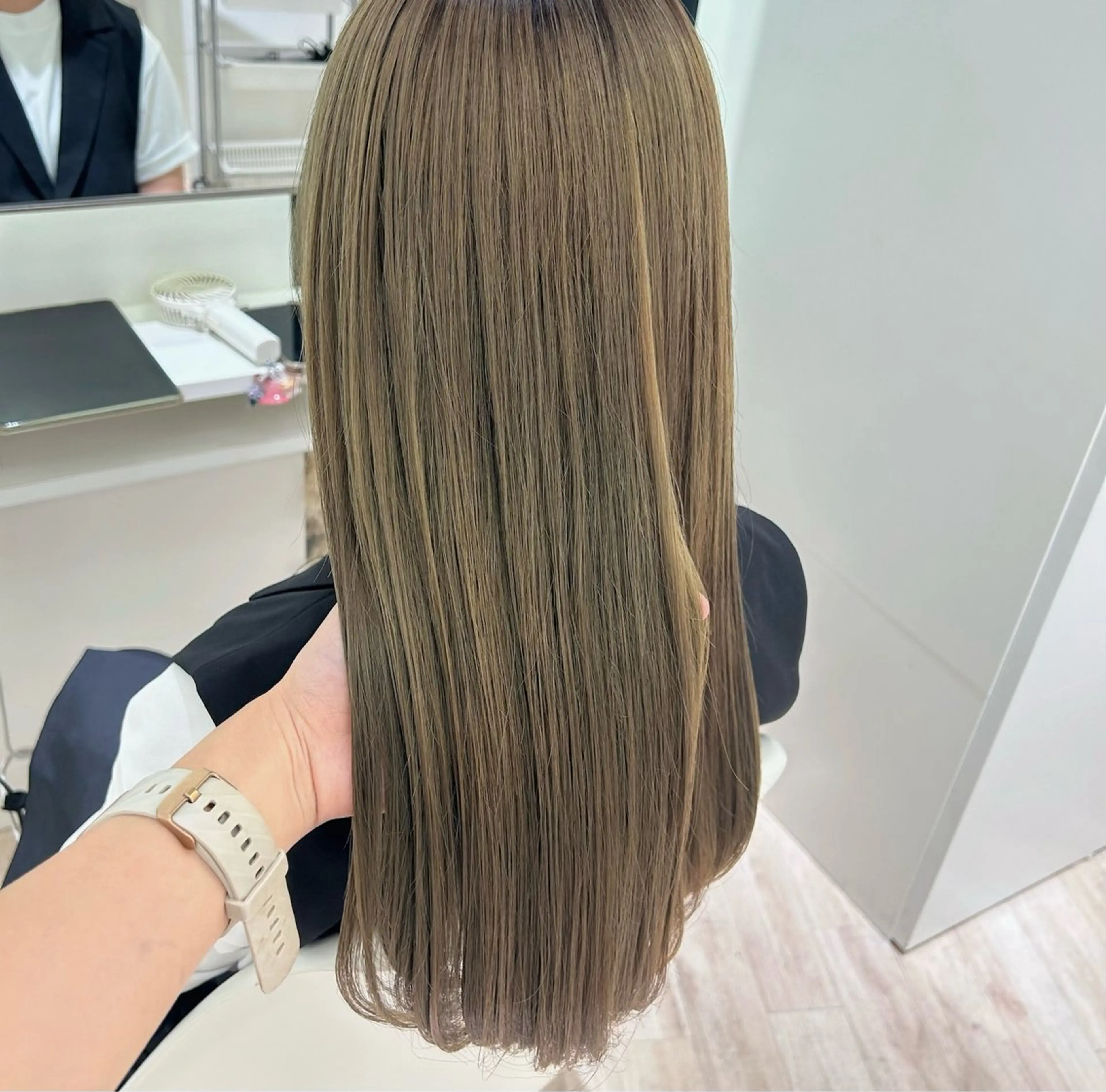 ロング カラー ヘアカラー トリートメント ParveMix┊ 太田 千尋🎀🪽のヘアスタイル