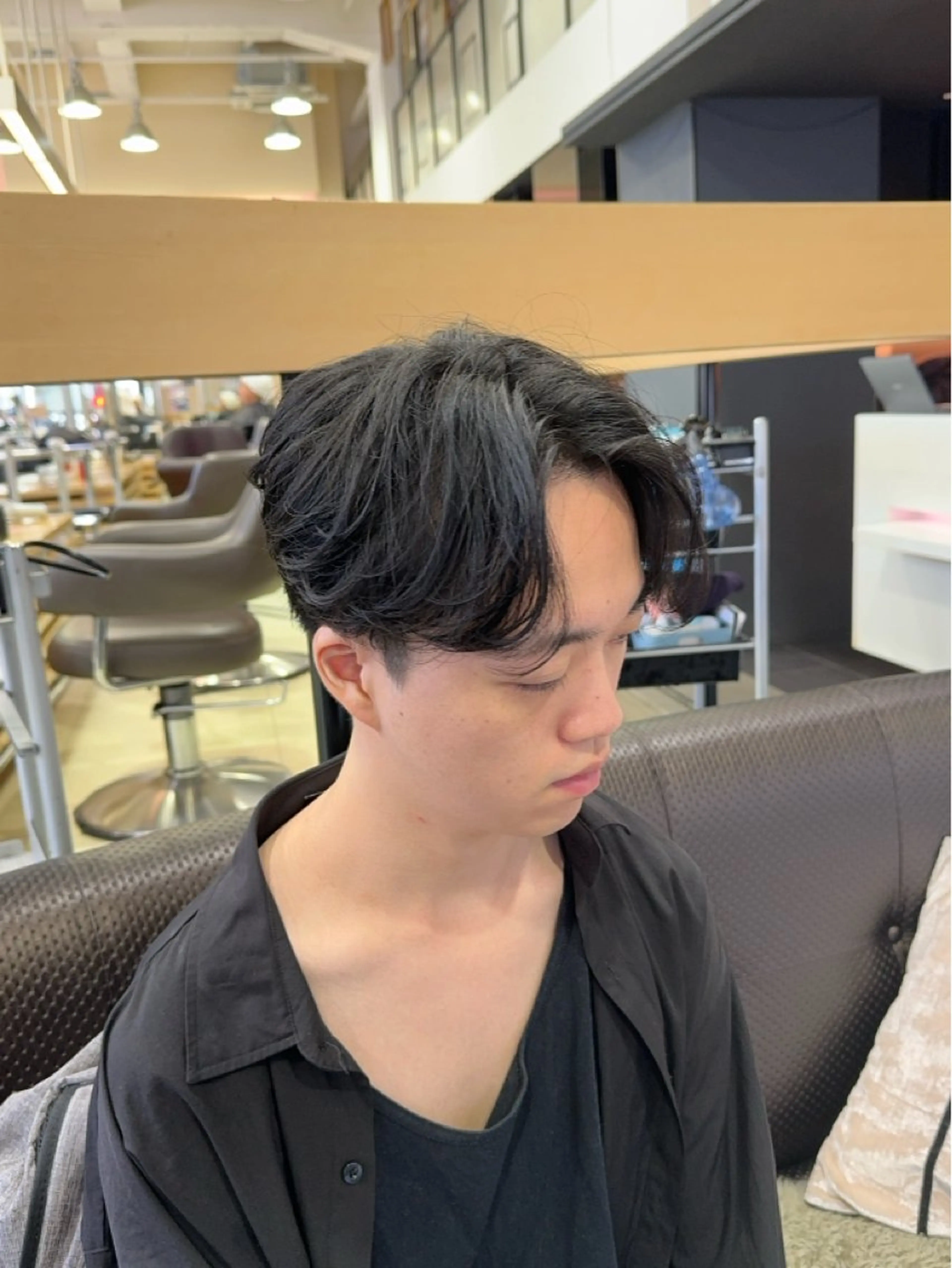 メンズ レイヤー/センター パート/坂本翔のヘアスタイル
