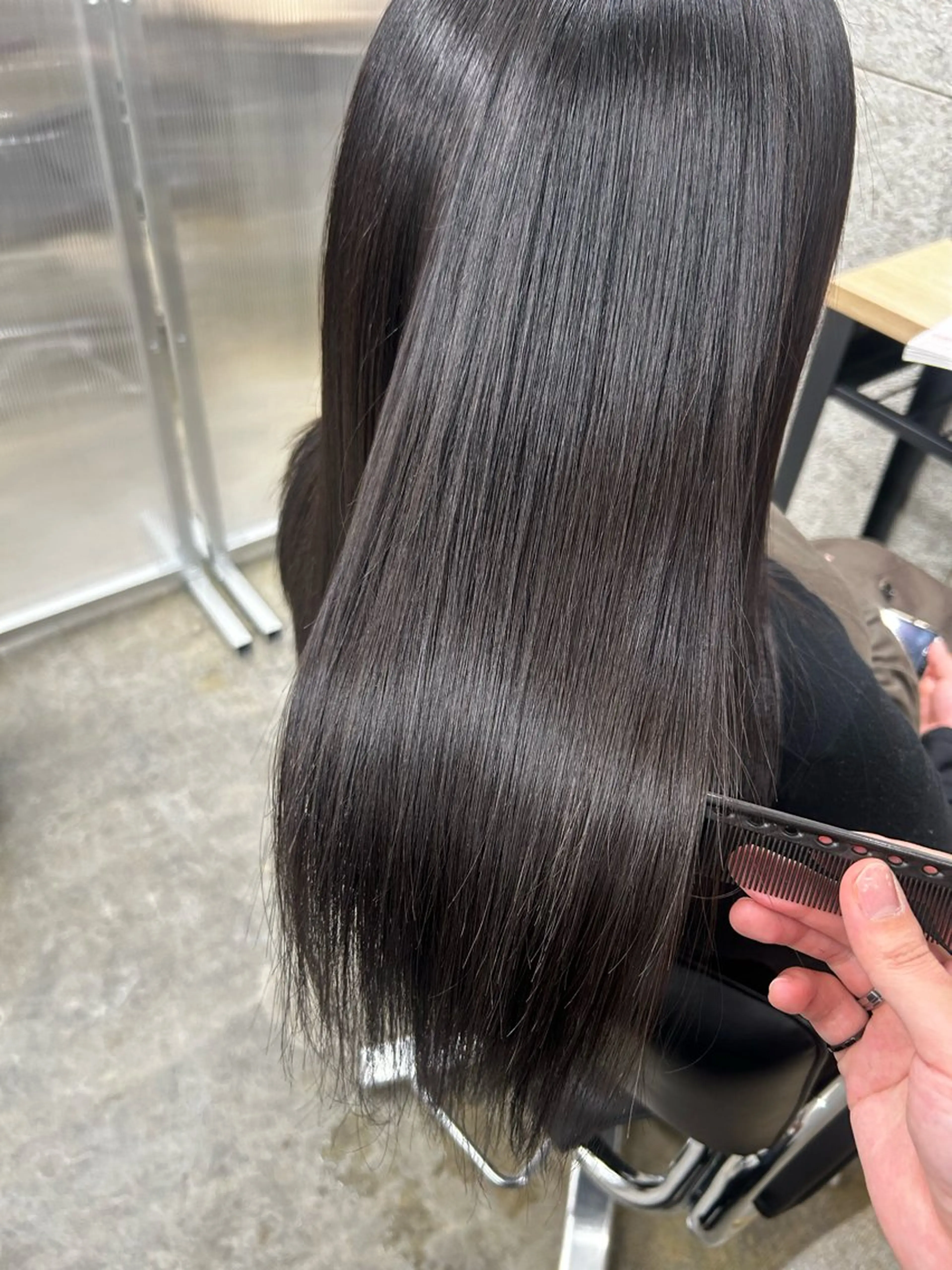 ロング 中村 眞歩のヘアスタイル