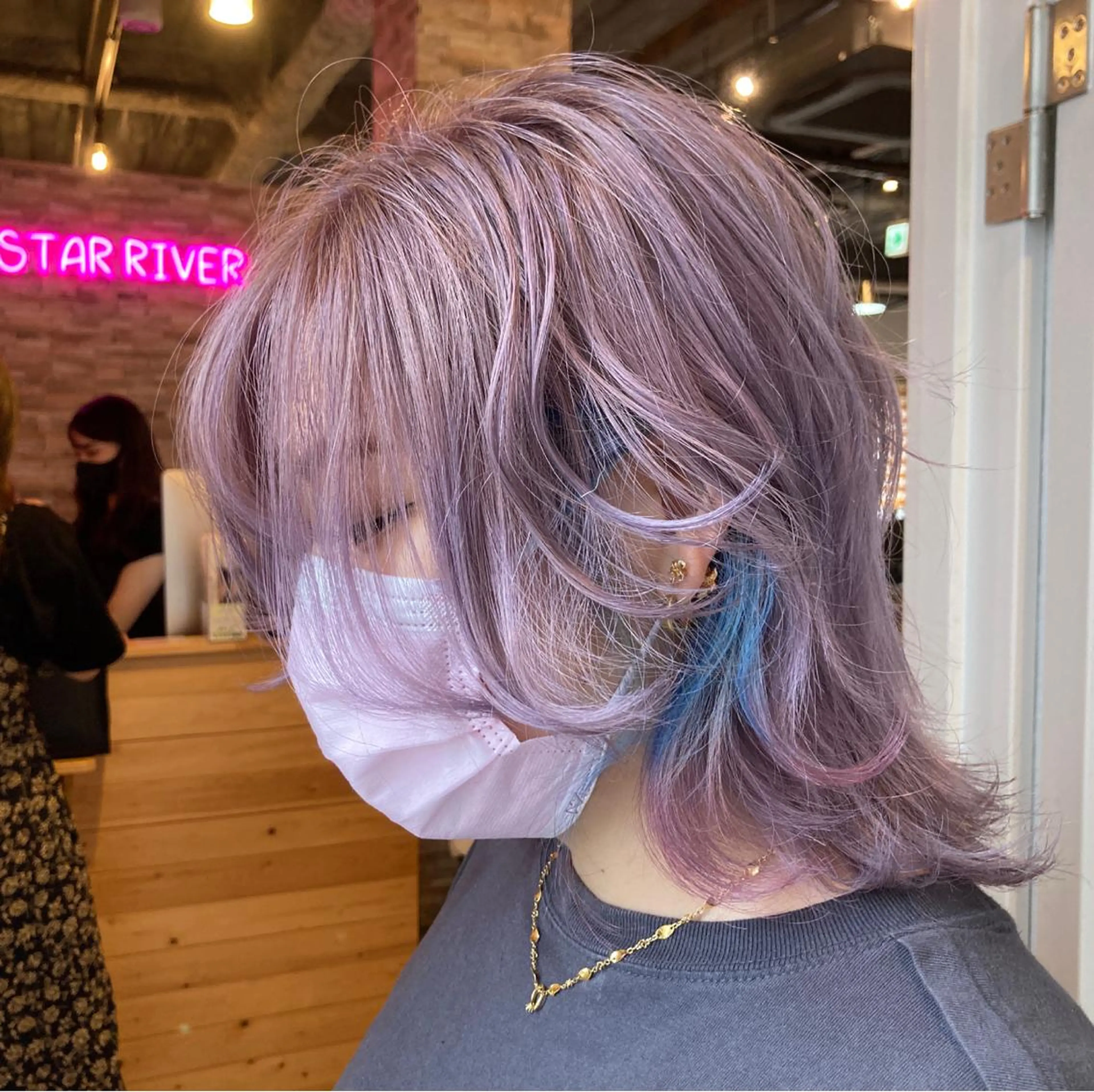ショート カラー ヘアカラー&縮毛矯正 STAR☆RIVERのヘアスタイル